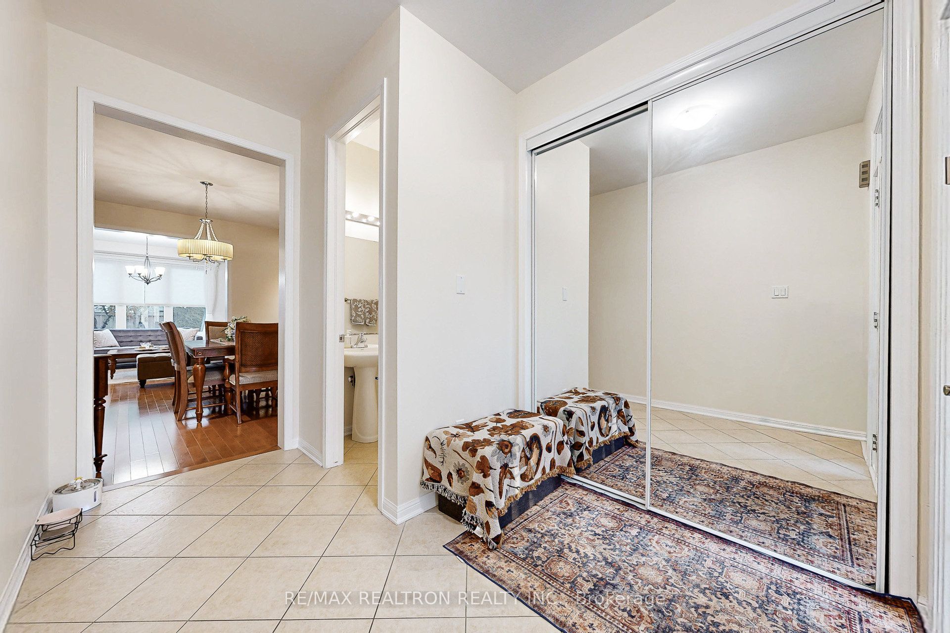 6 Ford Wilson Boulevard