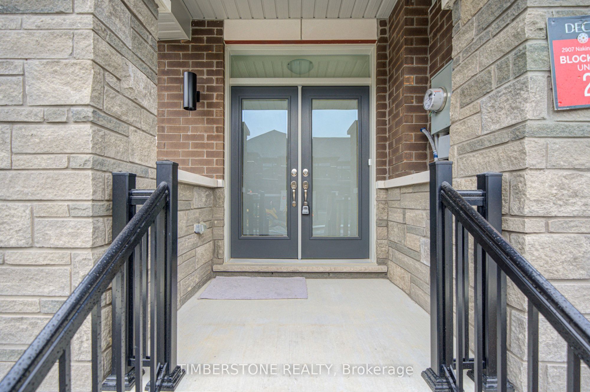 2907 Nakina Street