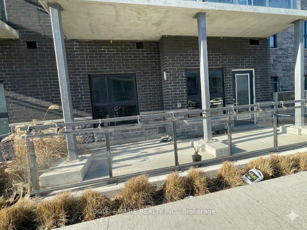 1101 Lackner Place Place 105