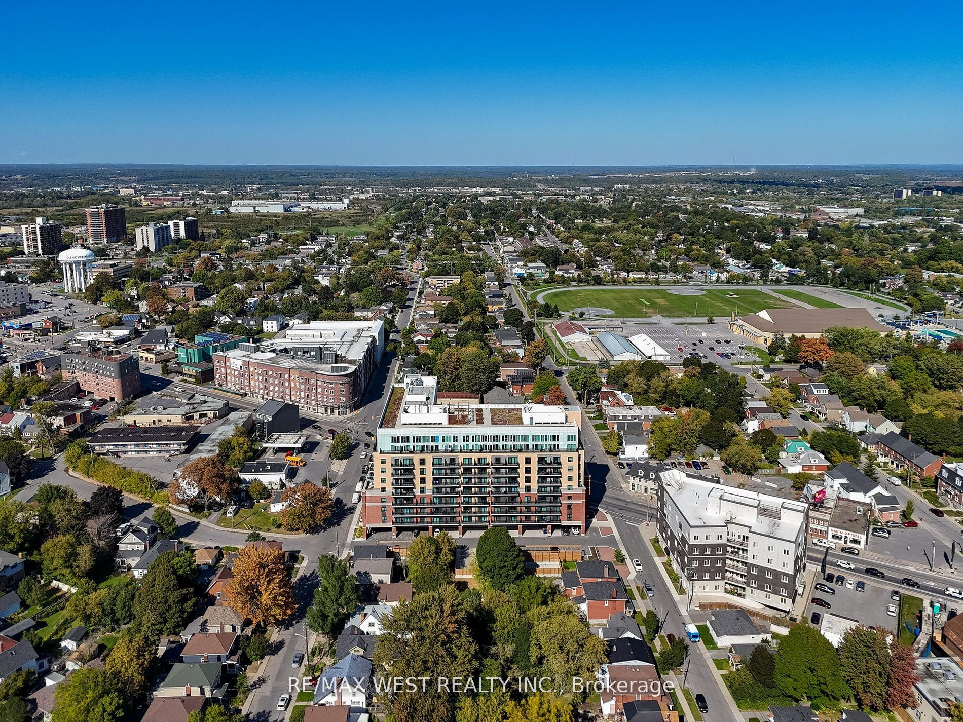 652 PRINCESS Street 440