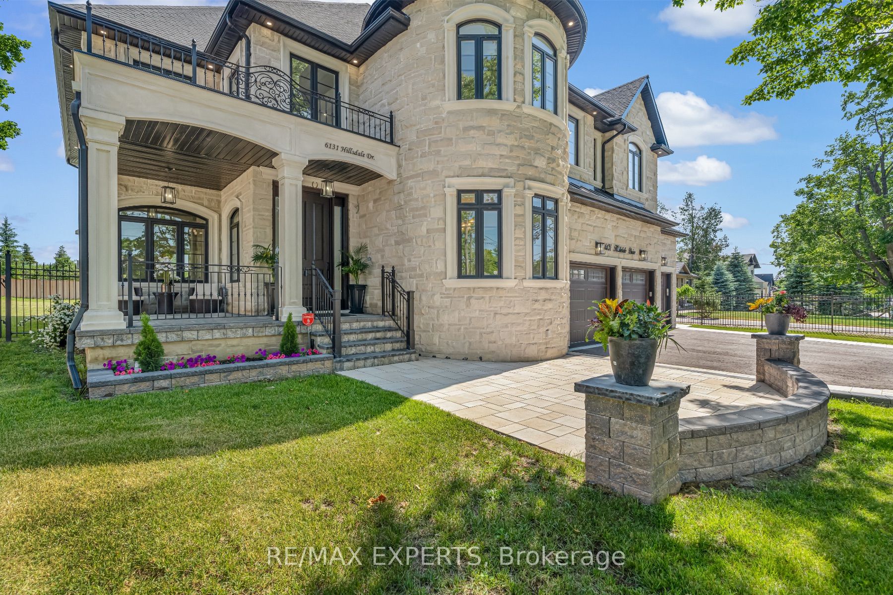 6131 Hillsdale Drive