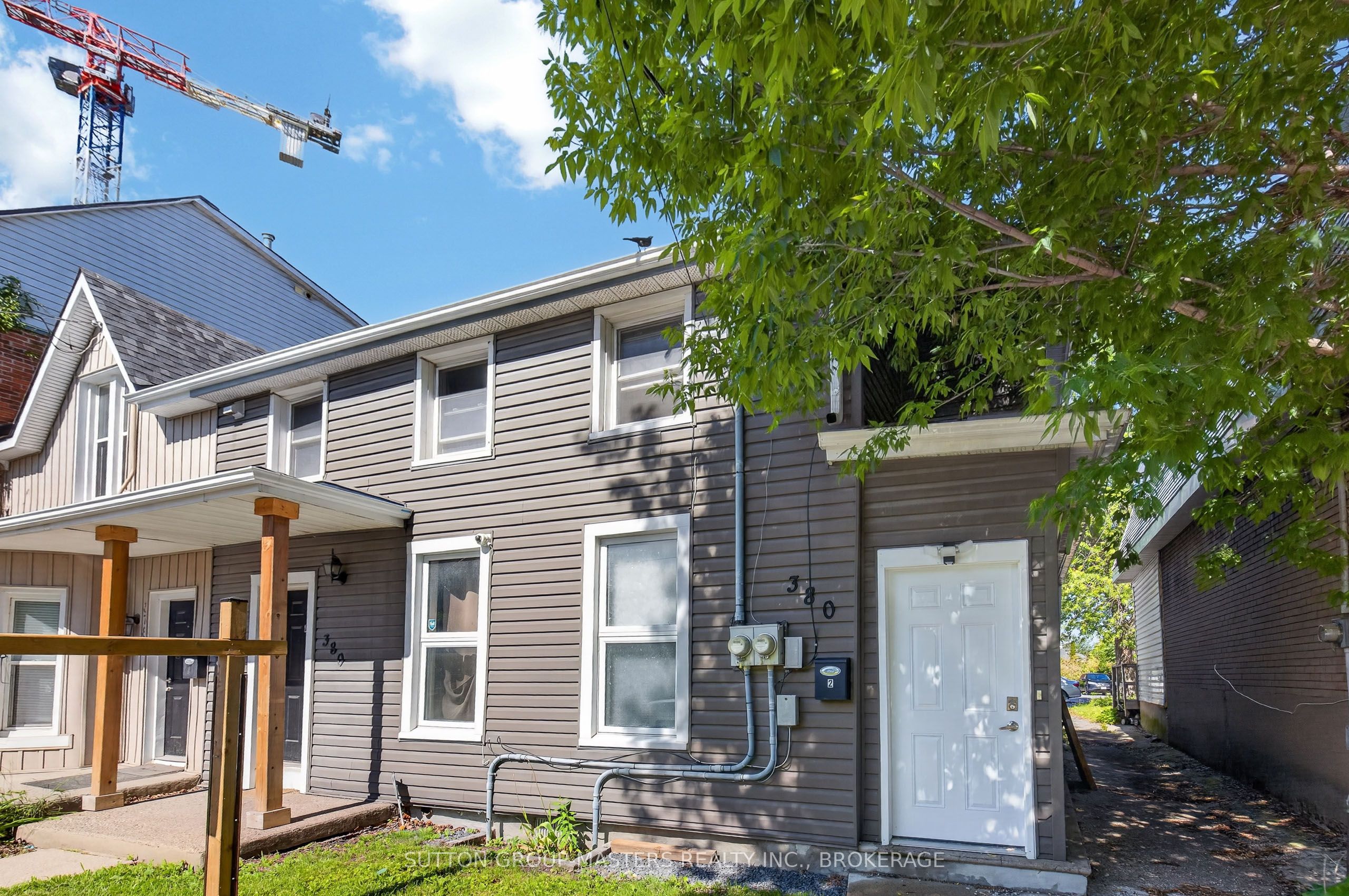 380 BARRIE Street