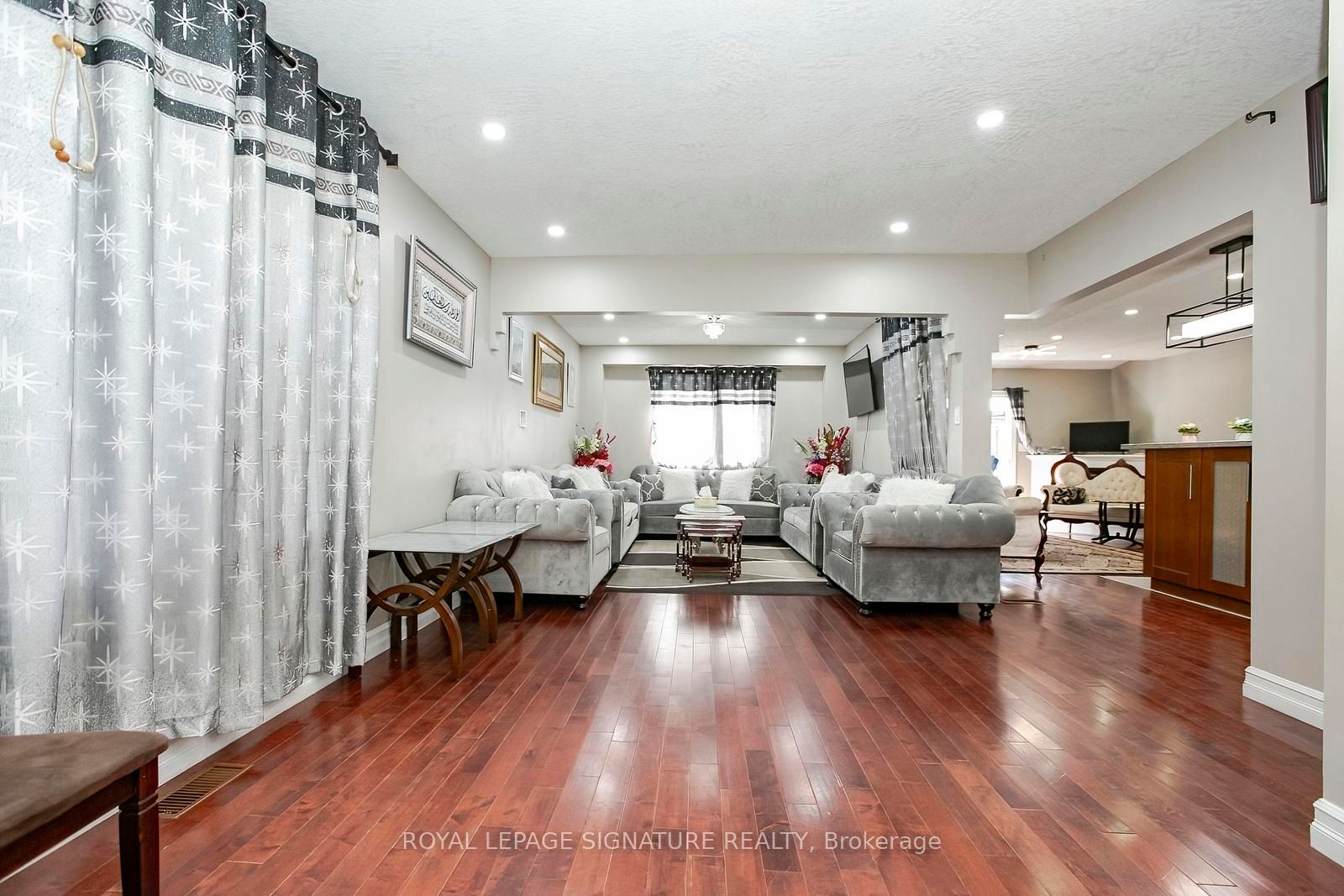 107 Glencliffe Court