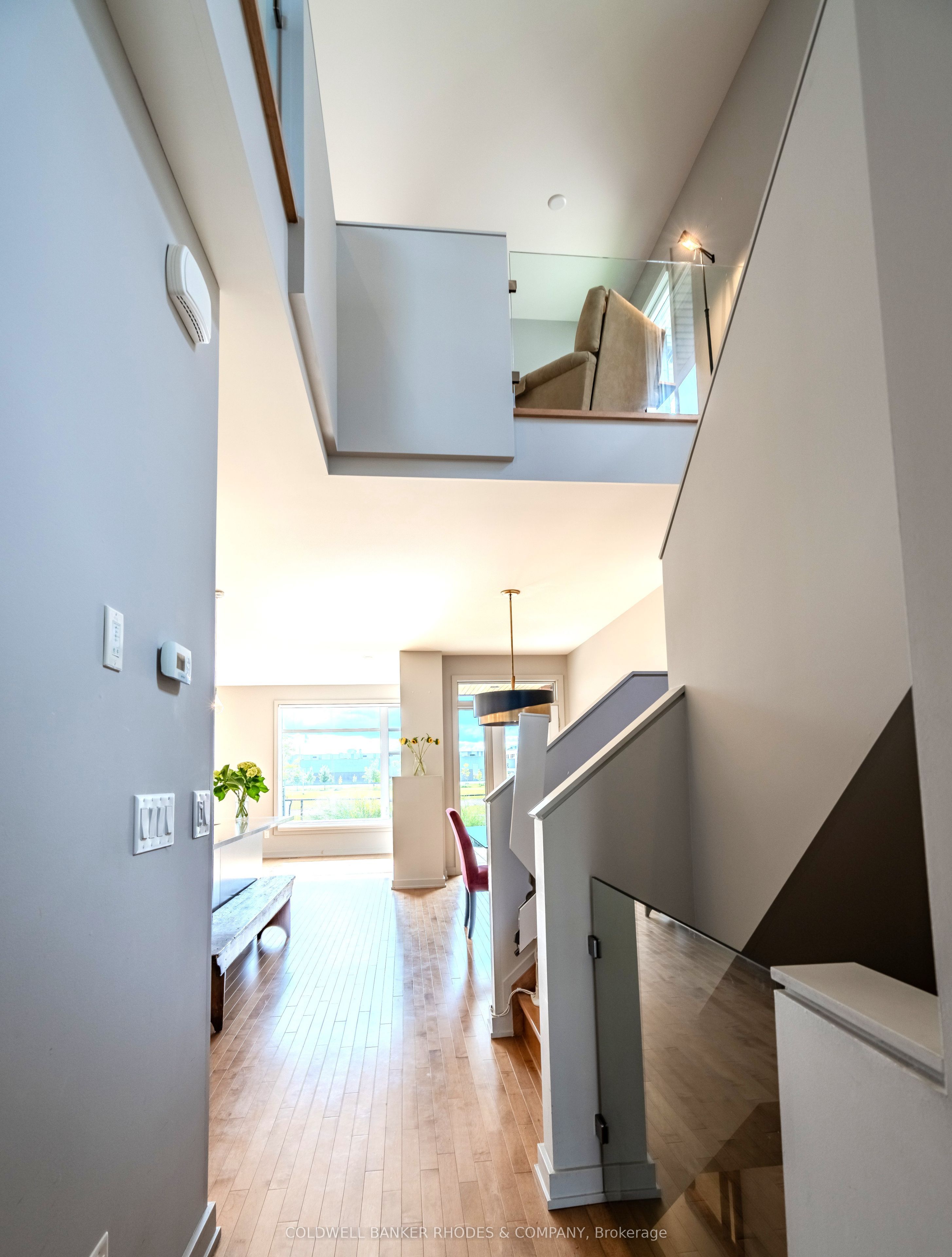 806 Carnelian Crescent