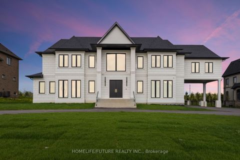 9 Pleasant Valley Drive Whitchurch-Stouffville ON L4A 1W3