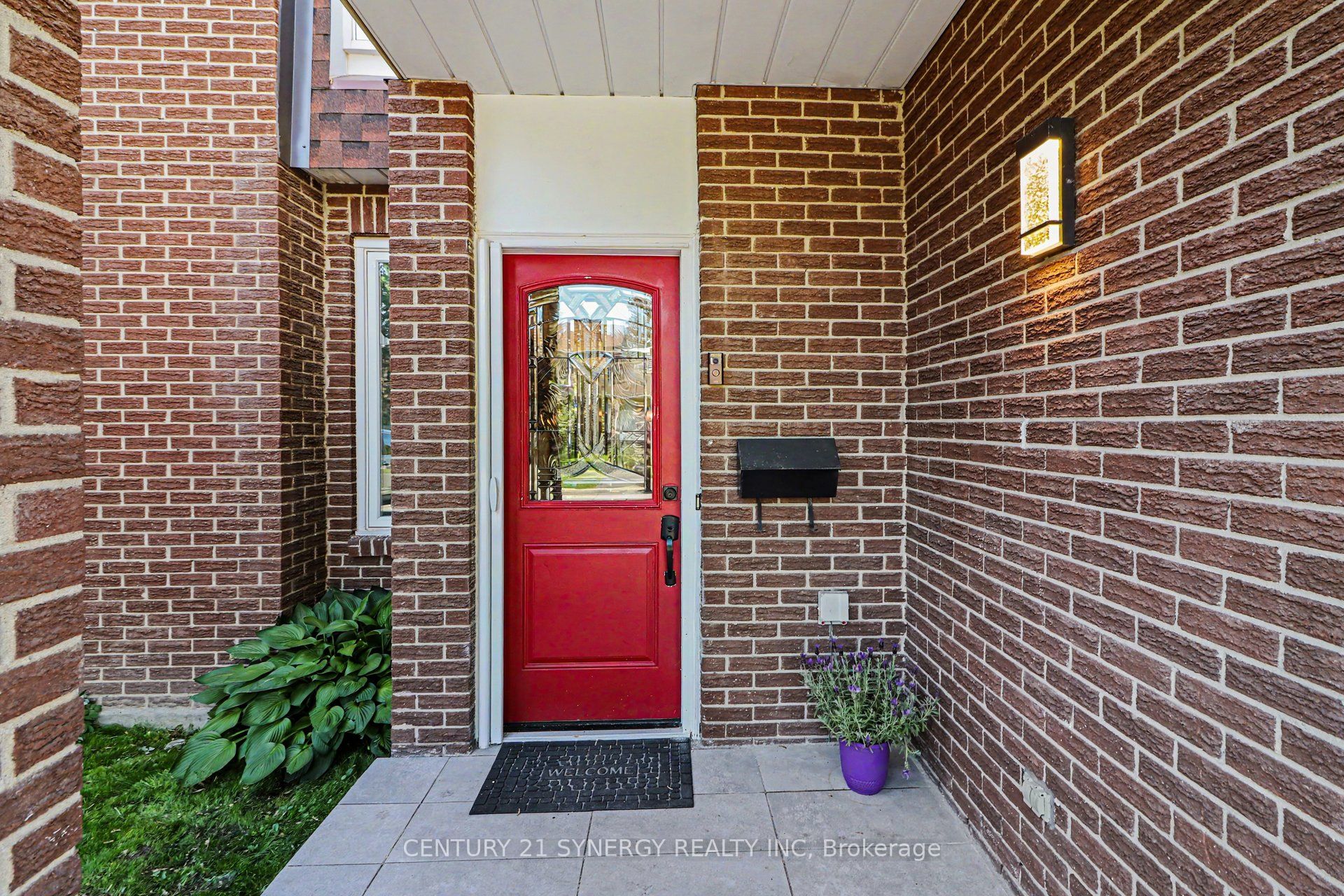 1082 Taffy Lane