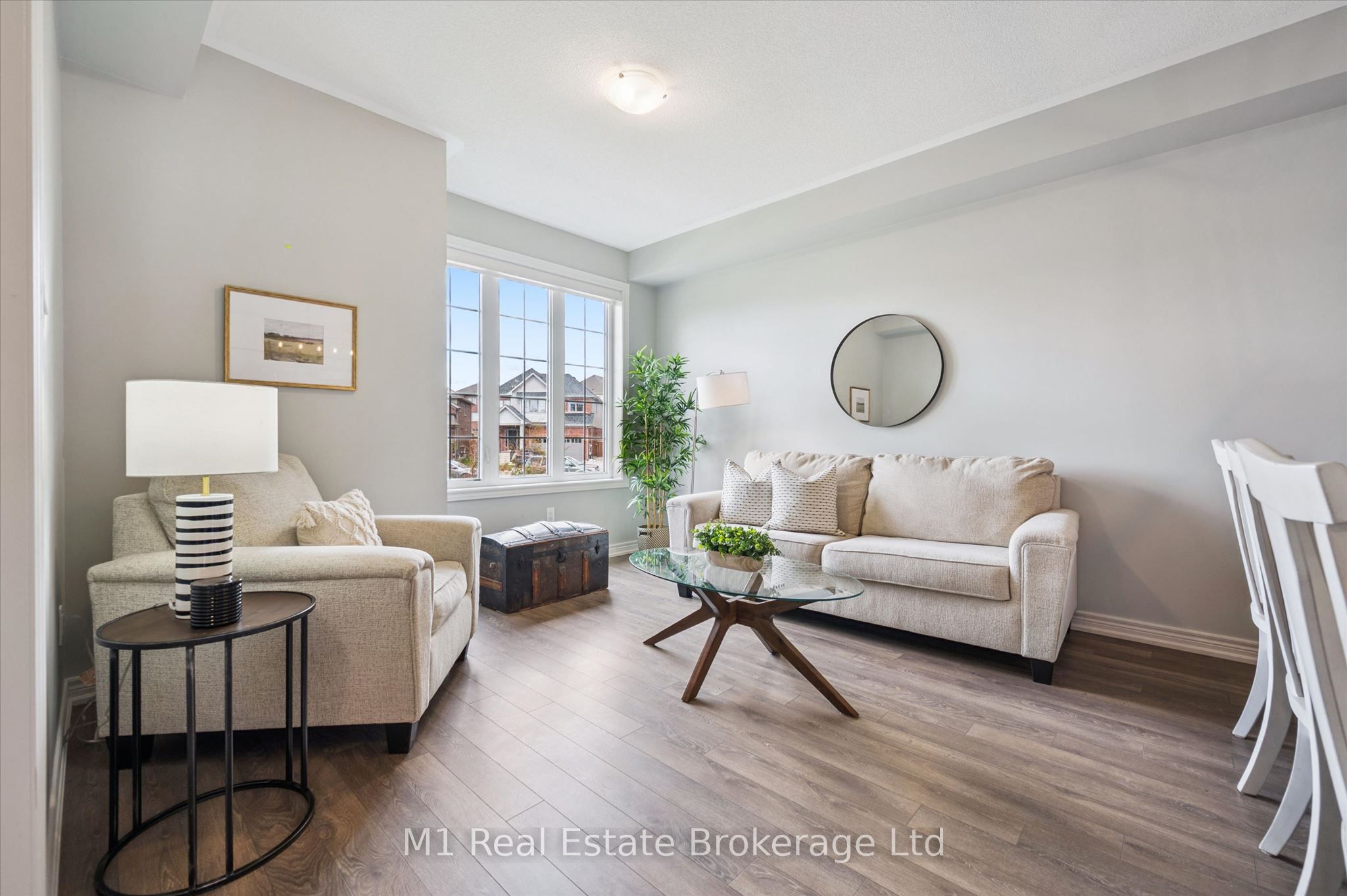 65 Elliot Avenue E 3