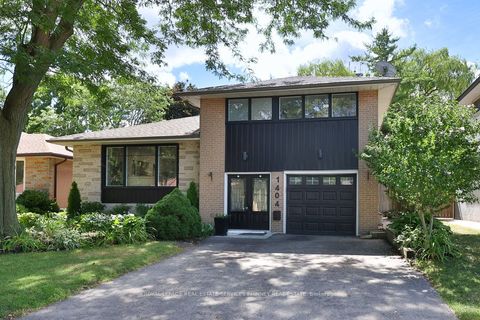 1404 Lewisham Drive Mississauga ON L5J 3R3