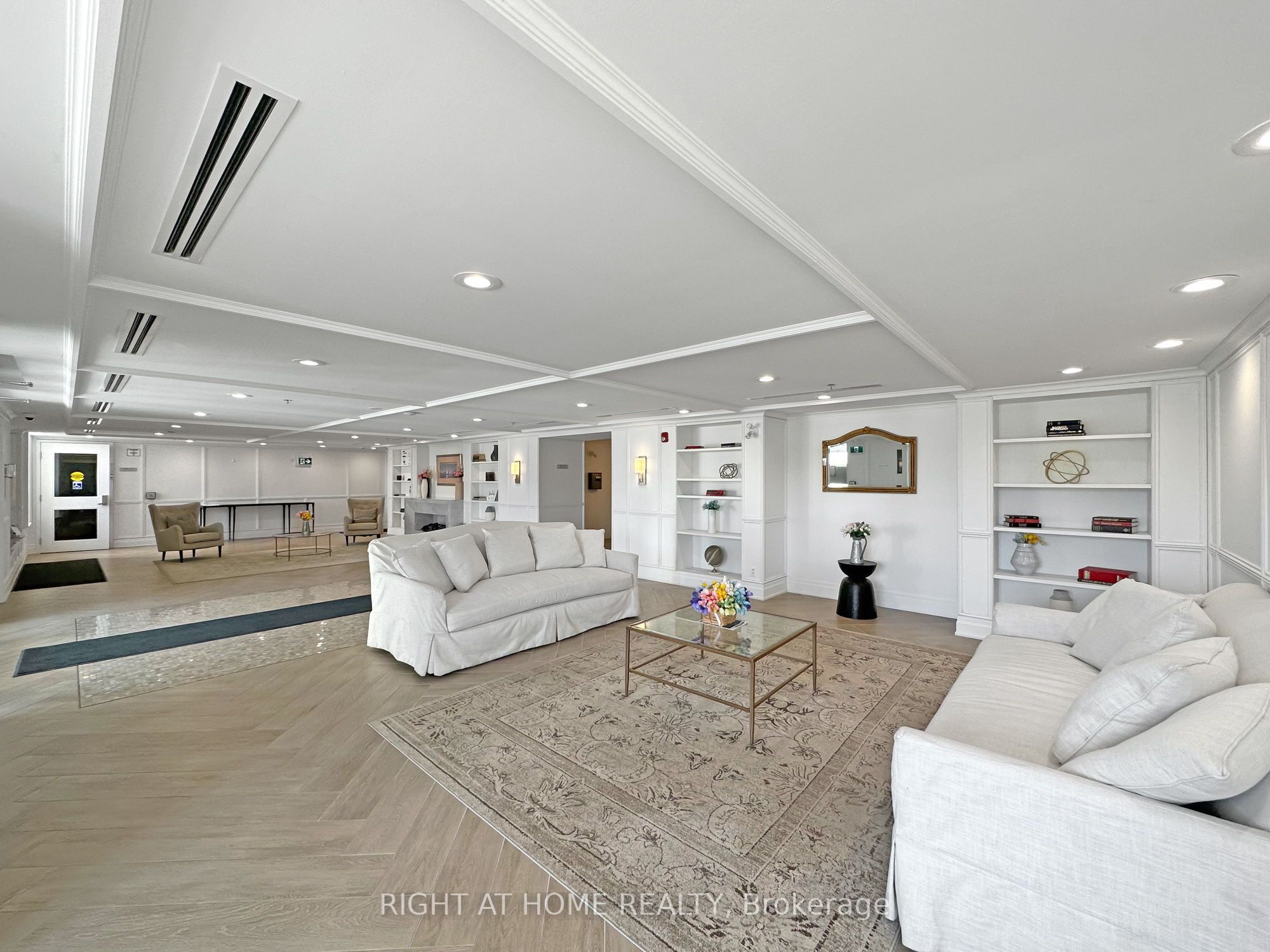 21 Brookhouse Drive 412