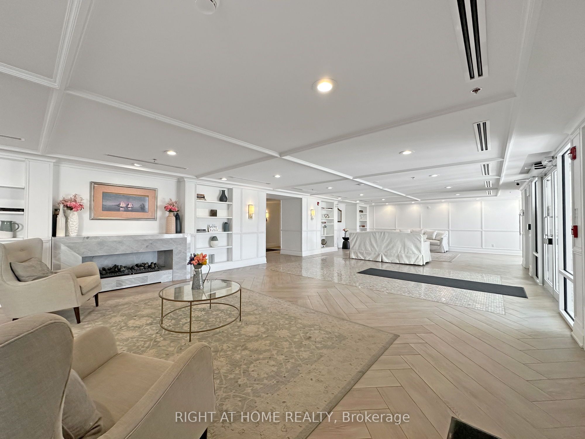 21 Brookhouse Drive 412