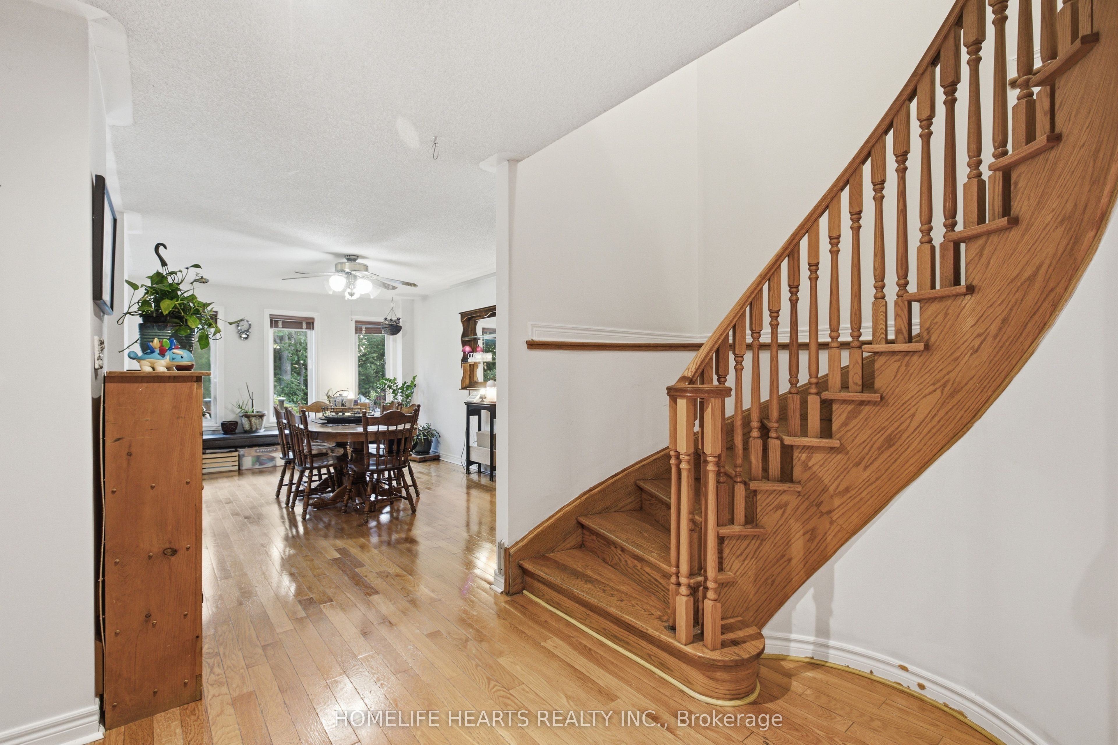 1077 Knotty Pine Grove