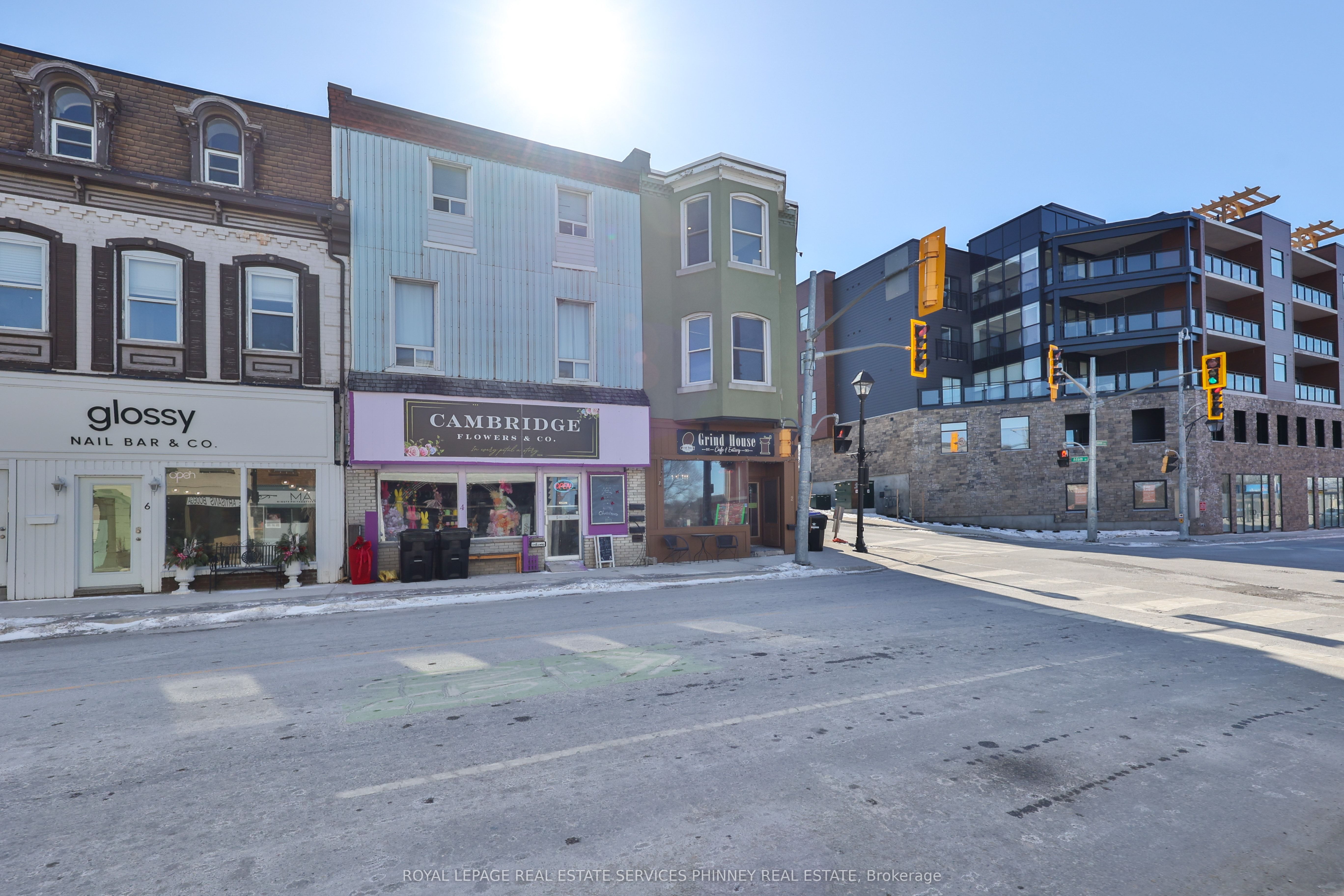 2 Queen Street E