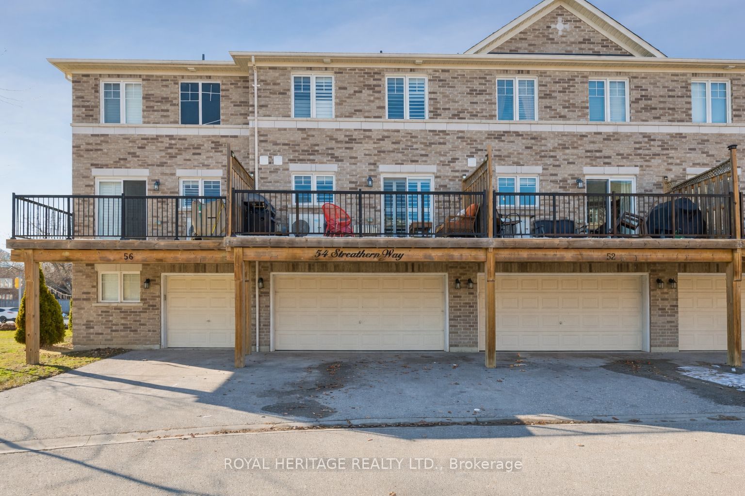 54 Streathern Way