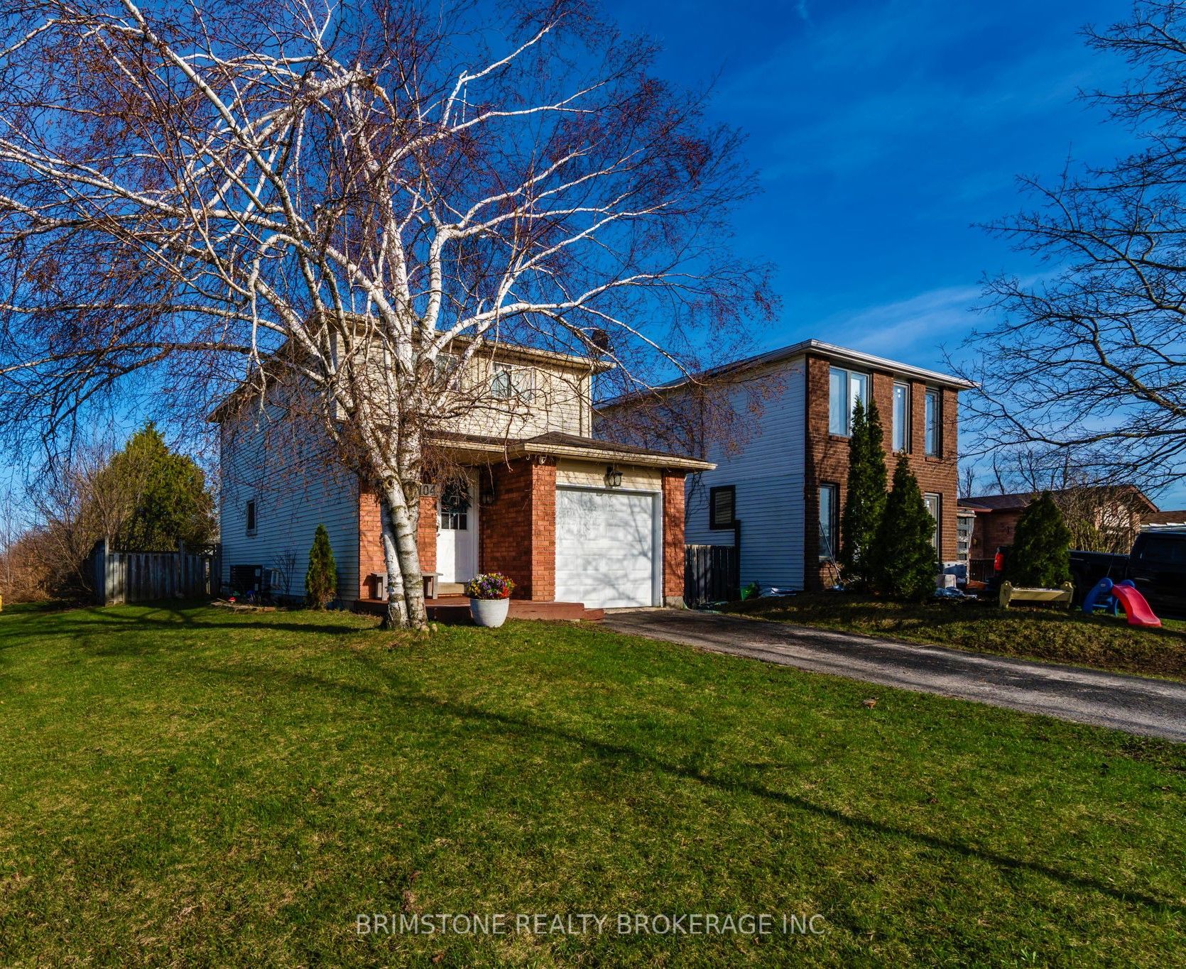 104 Hickling Trail