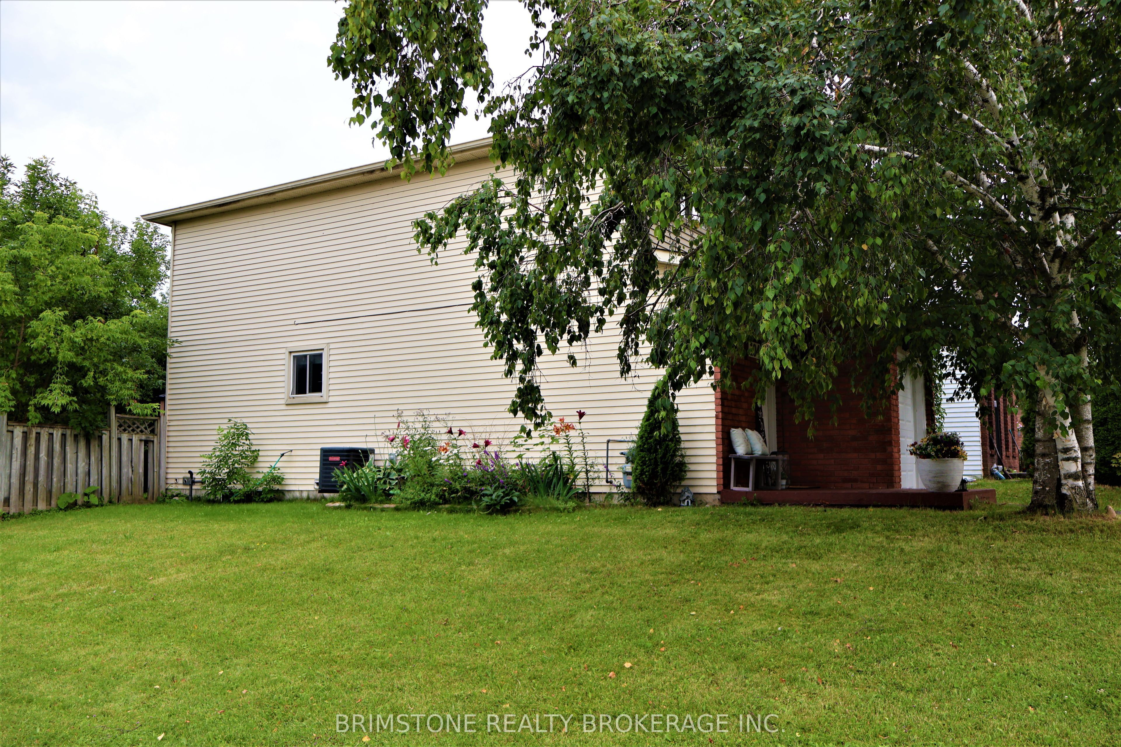 104 Hickling Trail