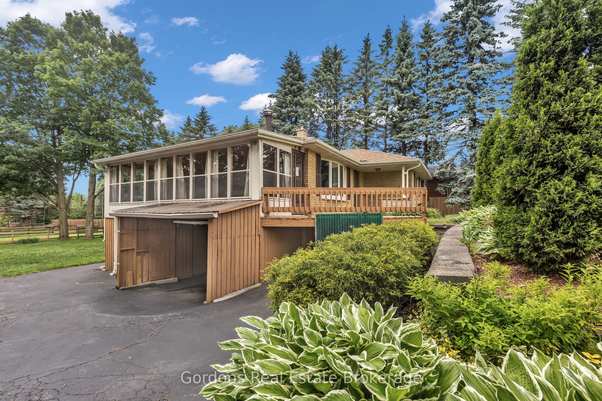 1432 Mannheim Road