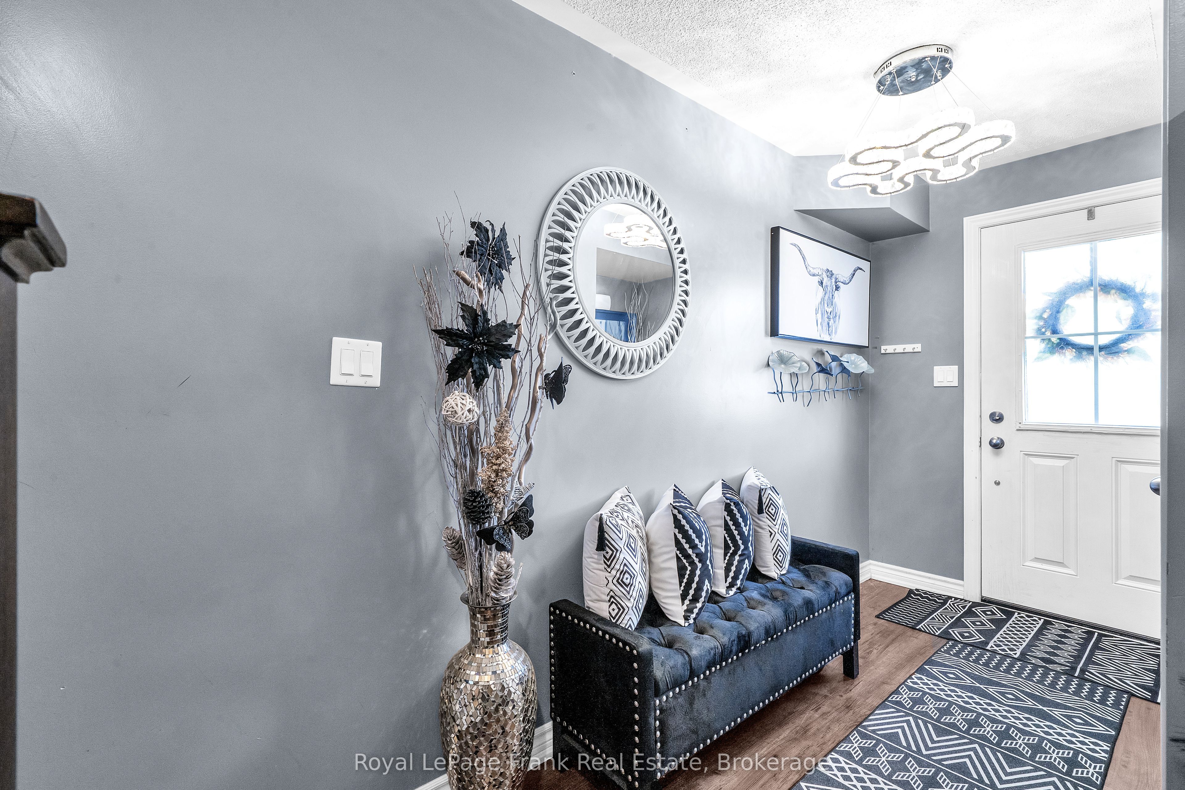 5 Markham Trail