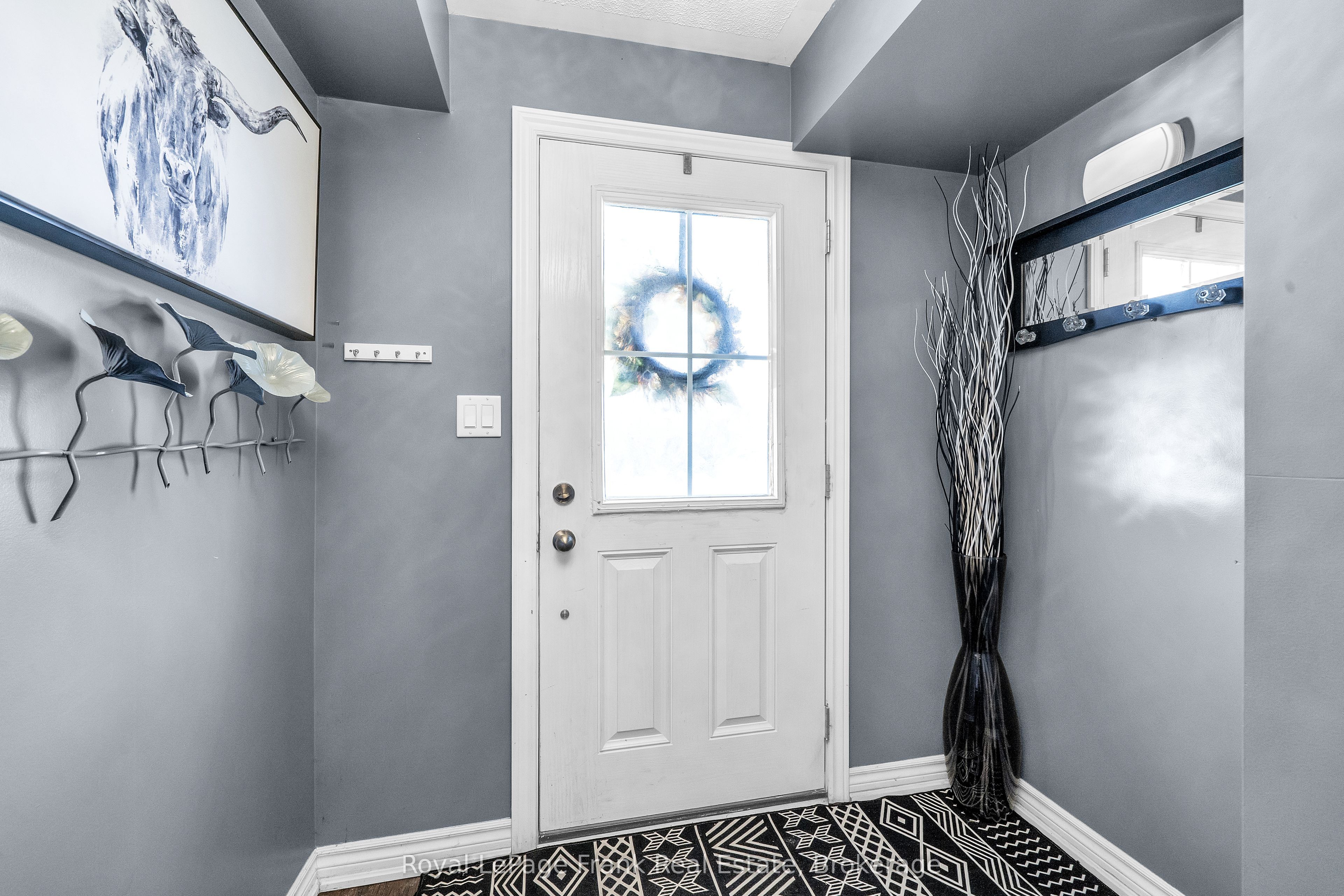 5 Markham Trail