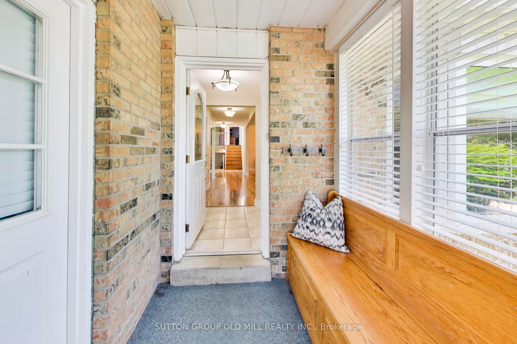 251 Chalfield Lane