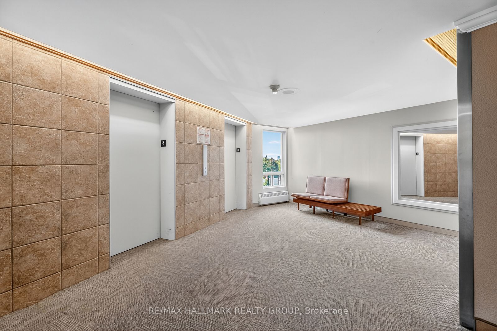 915 Elmsmere Road 304