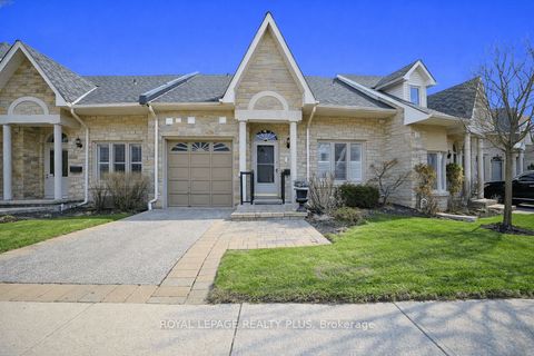 1010 Cristina Court 7 Mississauga ON L5J 4T7