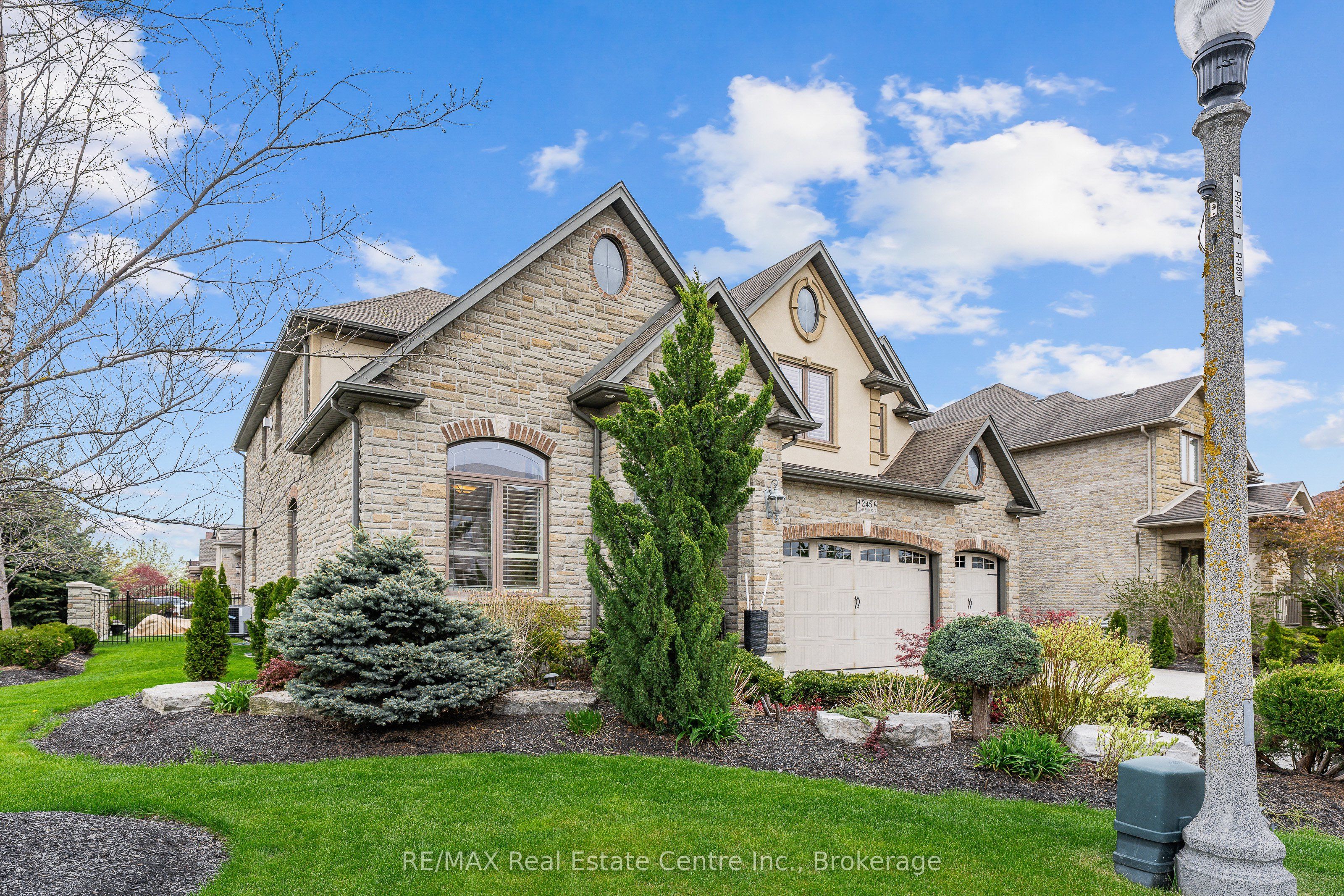 245 Joseph Schoerg Crescent
