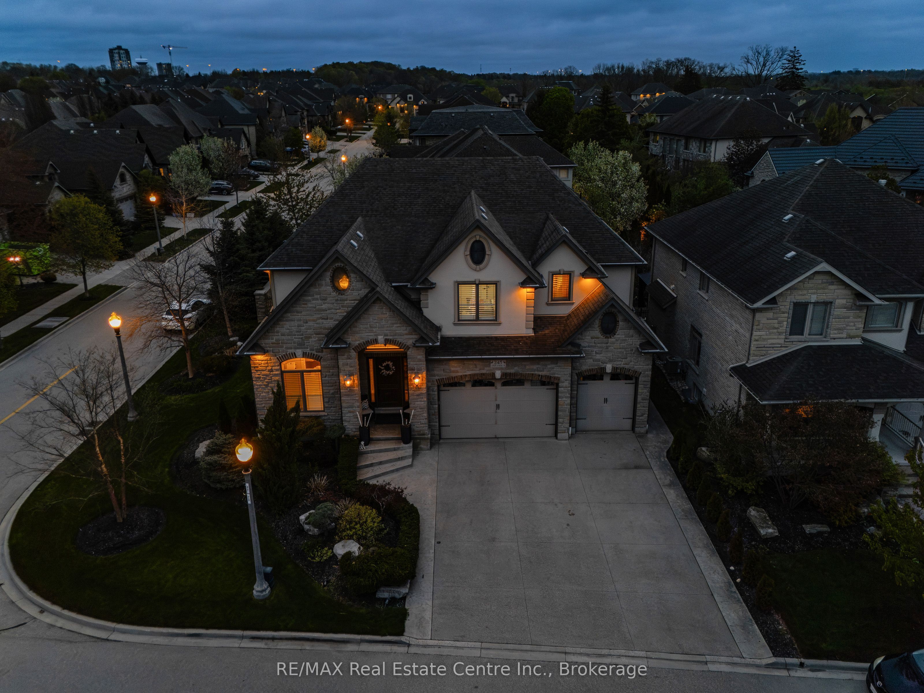 245 Joseph Schoerg Crescent