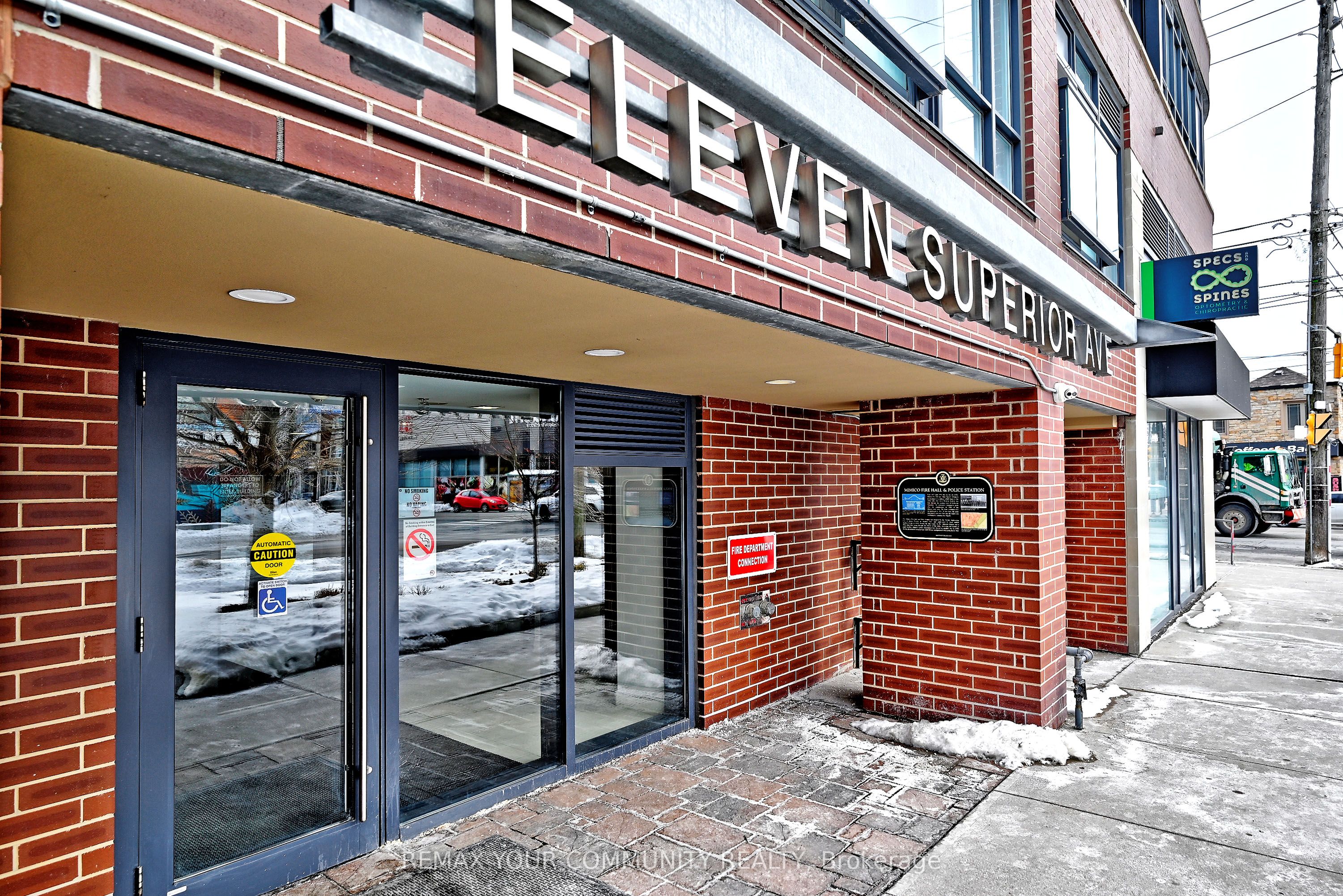 11 Superior Avenue 907