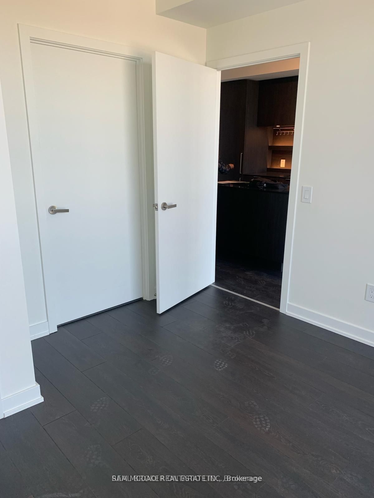 28 Ann Street E 301
