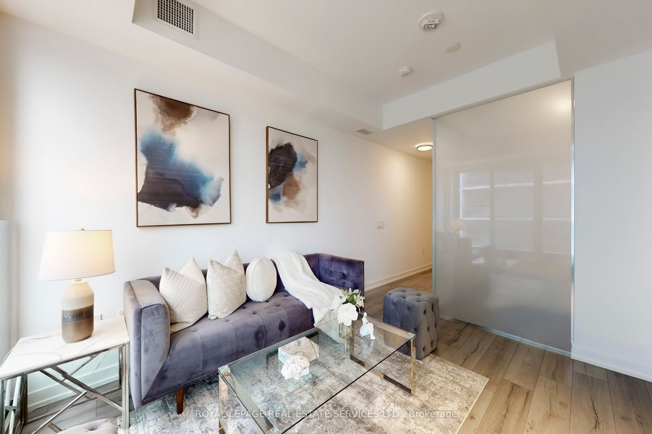 1195 The Queensway N/A 310