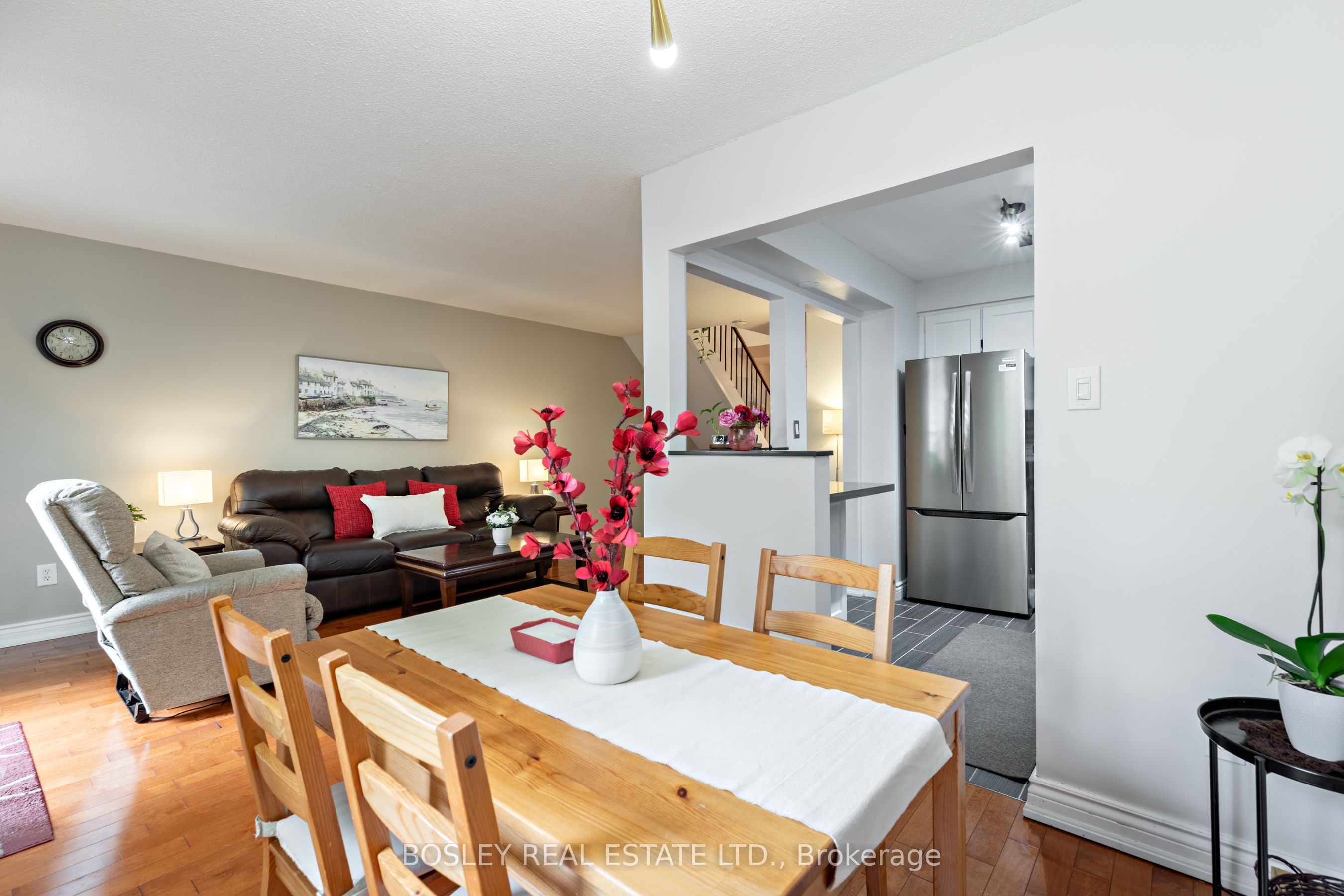 6 Markburn Court