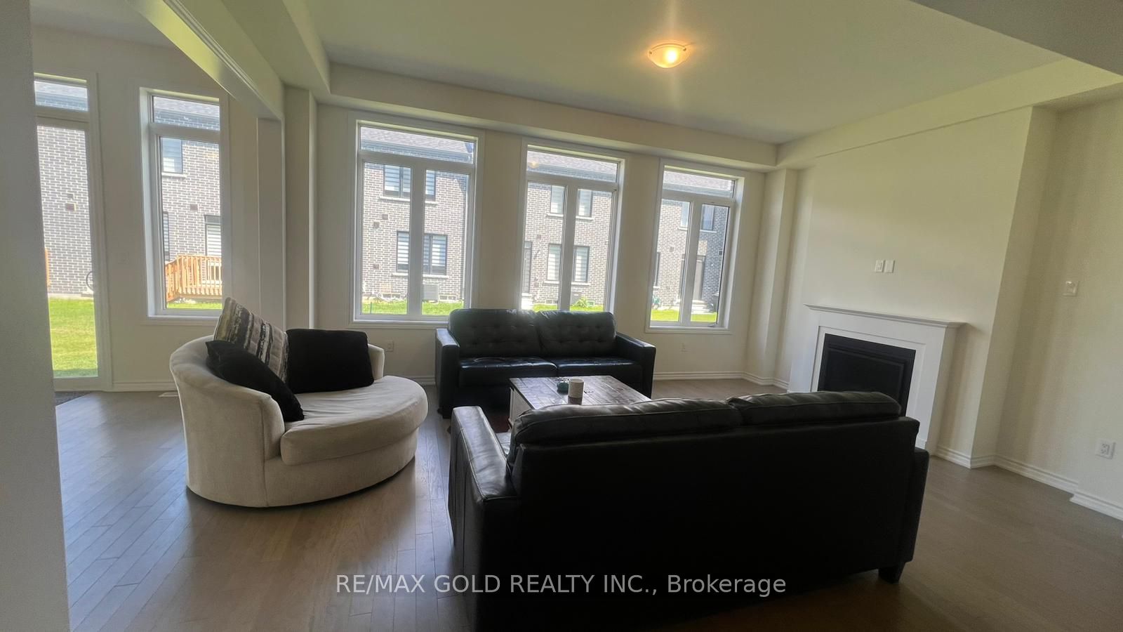 112 Weslock Crescent