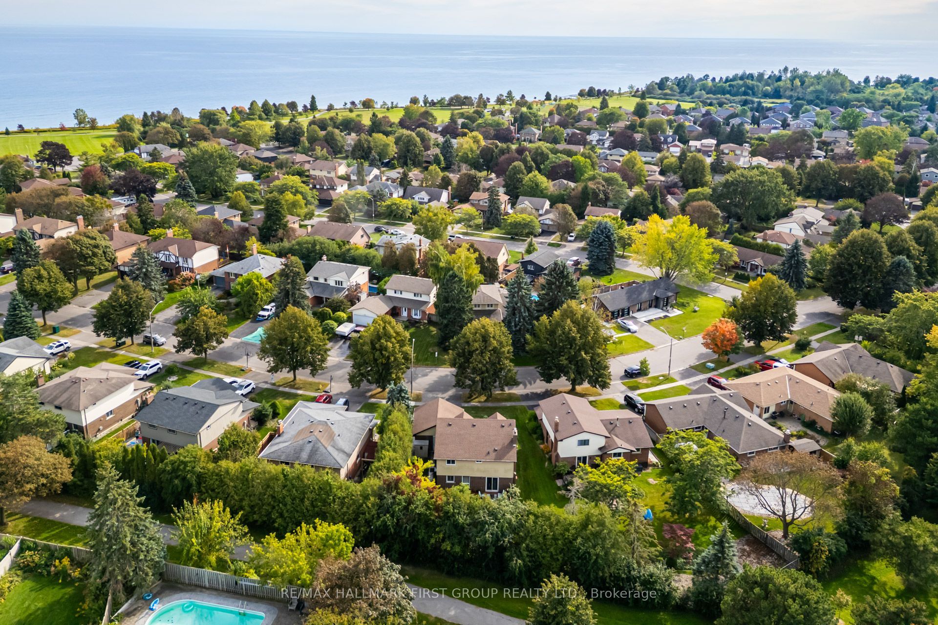 33 Anstead Crescent