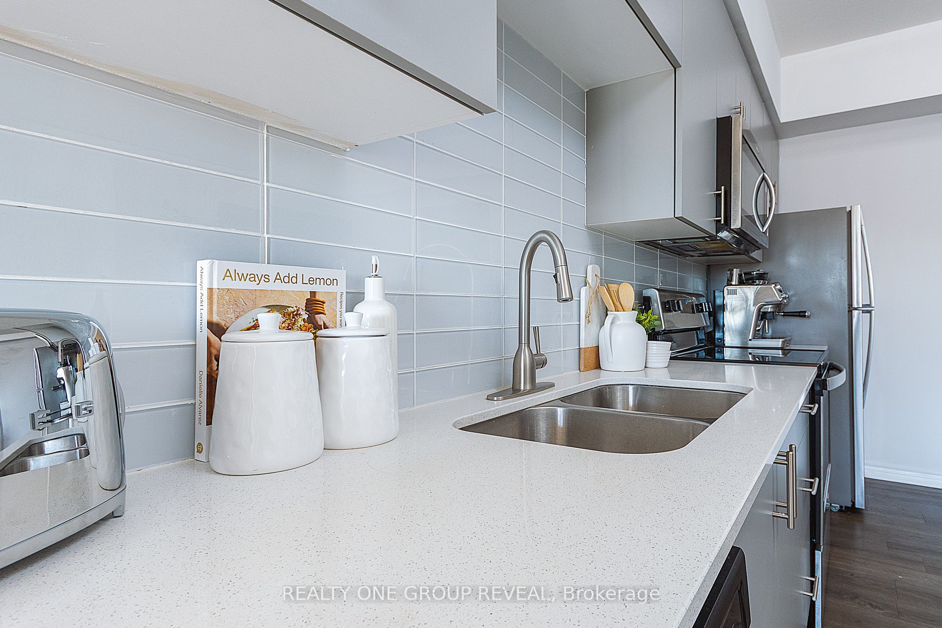 290 Liberty Street N 417