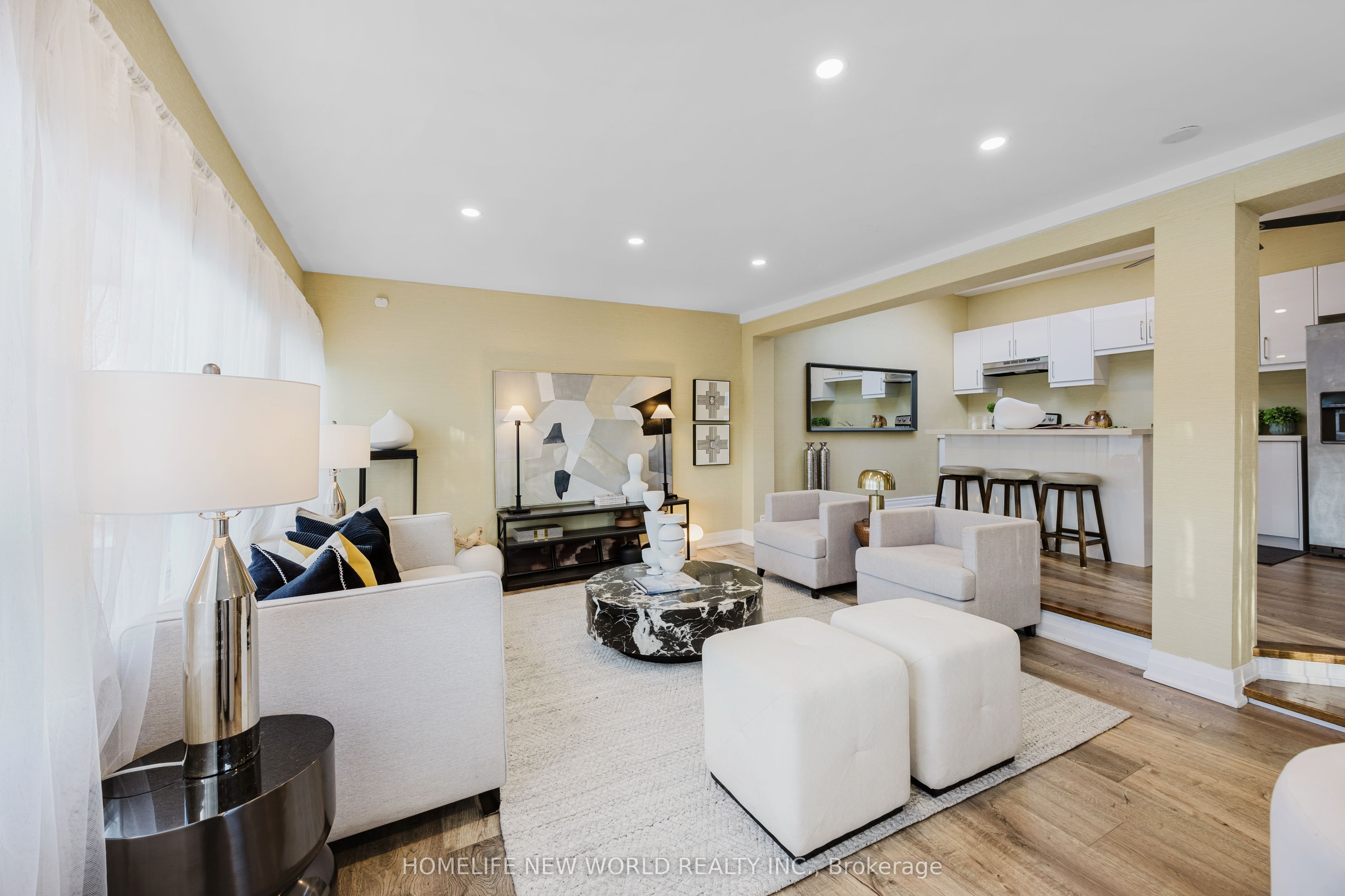 8&12 Mac Avenue