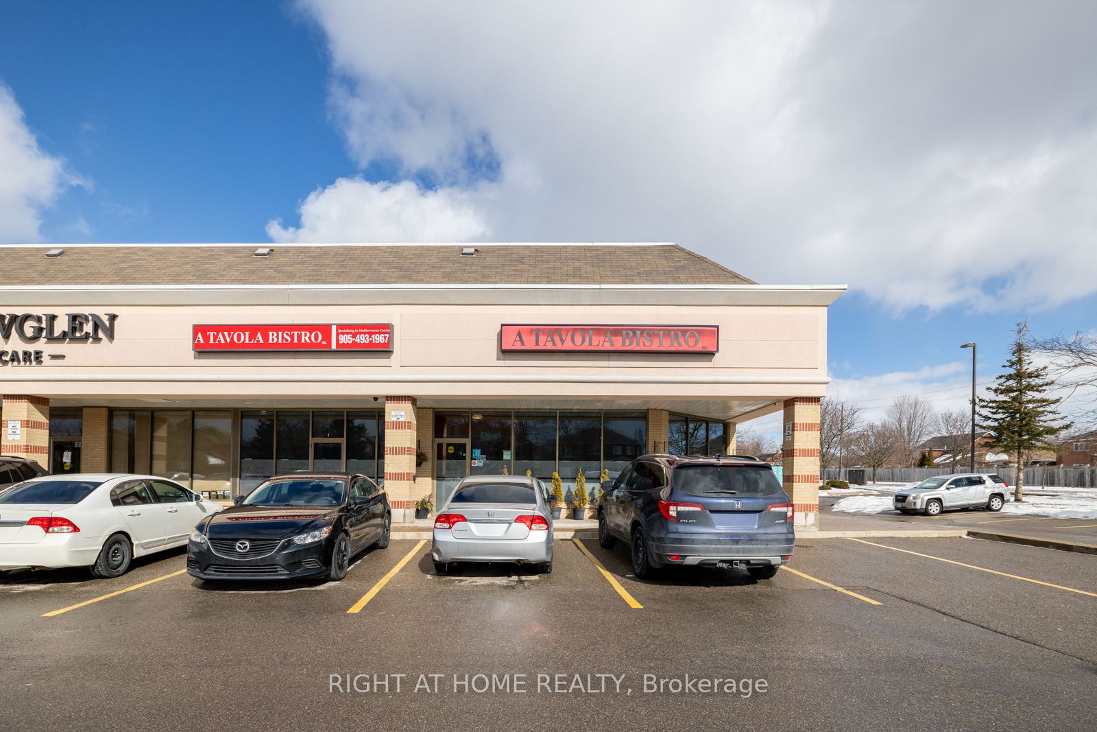 10 Meadowglen Drive 2