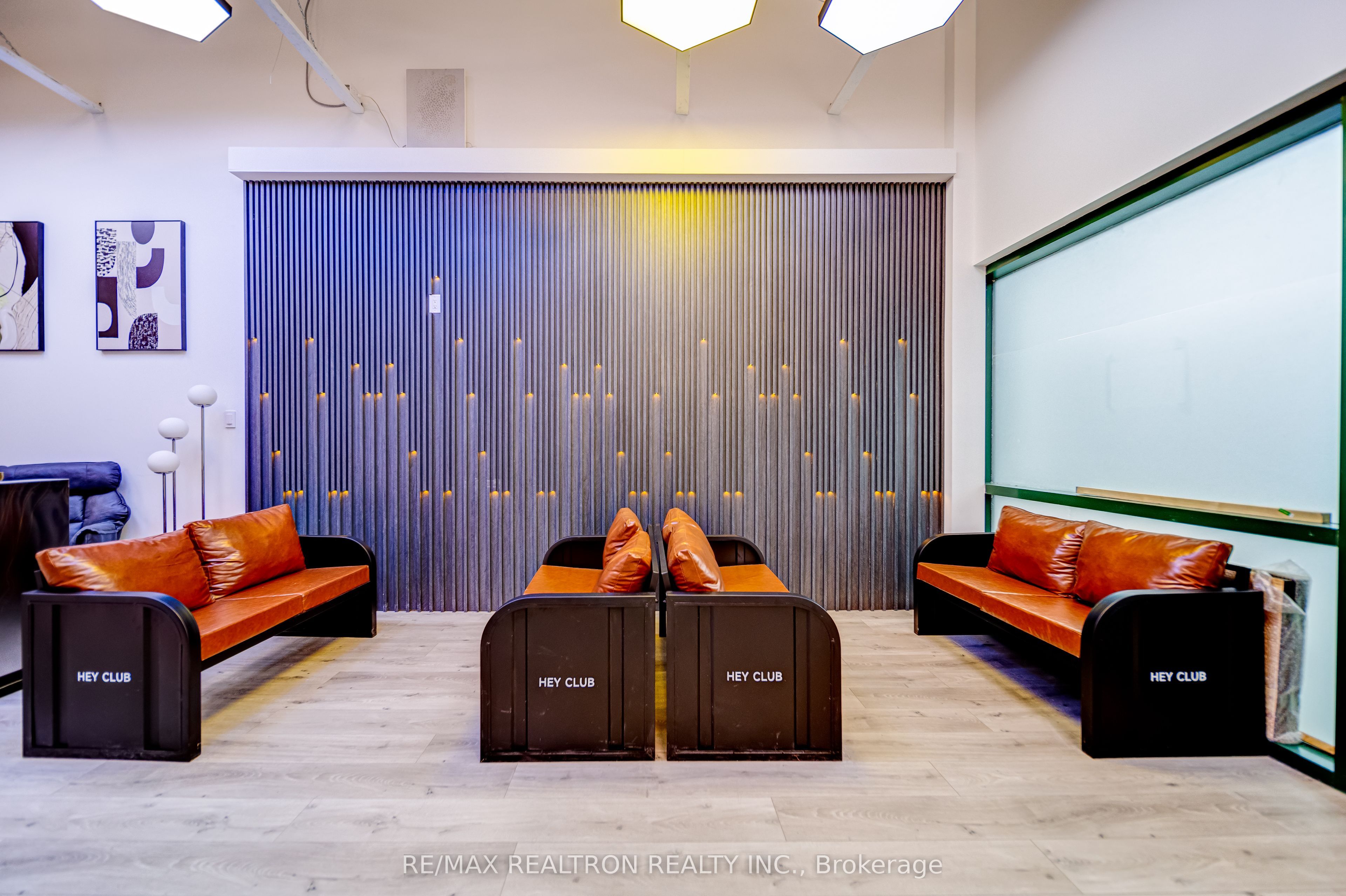 175 West Beaver Creek Crescent 21