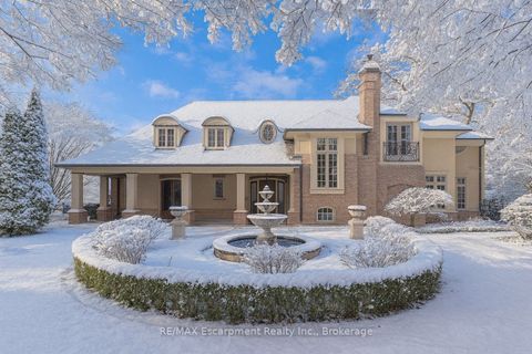 1081 Argyle Drive Oakville ON L6J 1A9