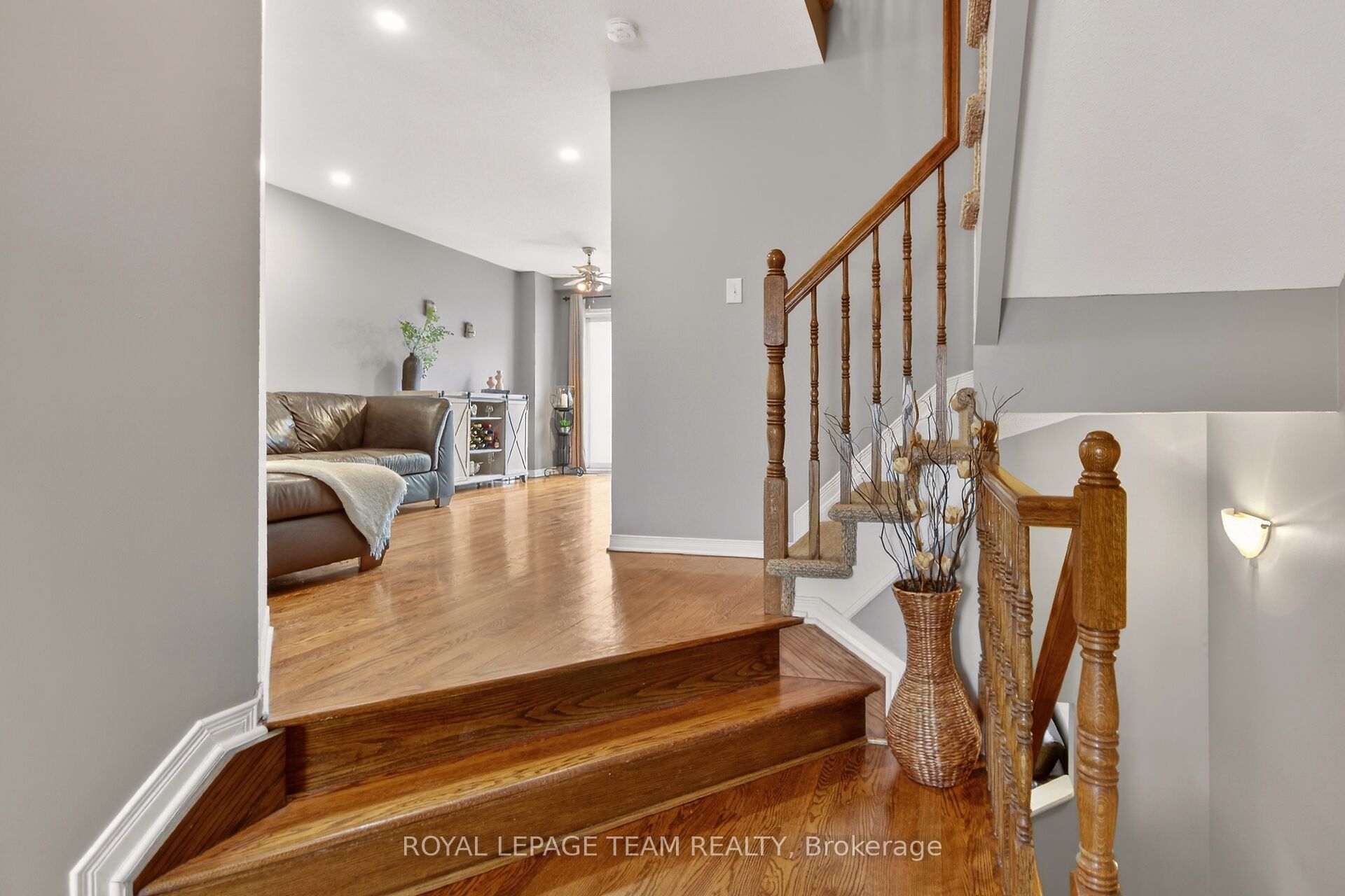 317 Copperfield Crescent