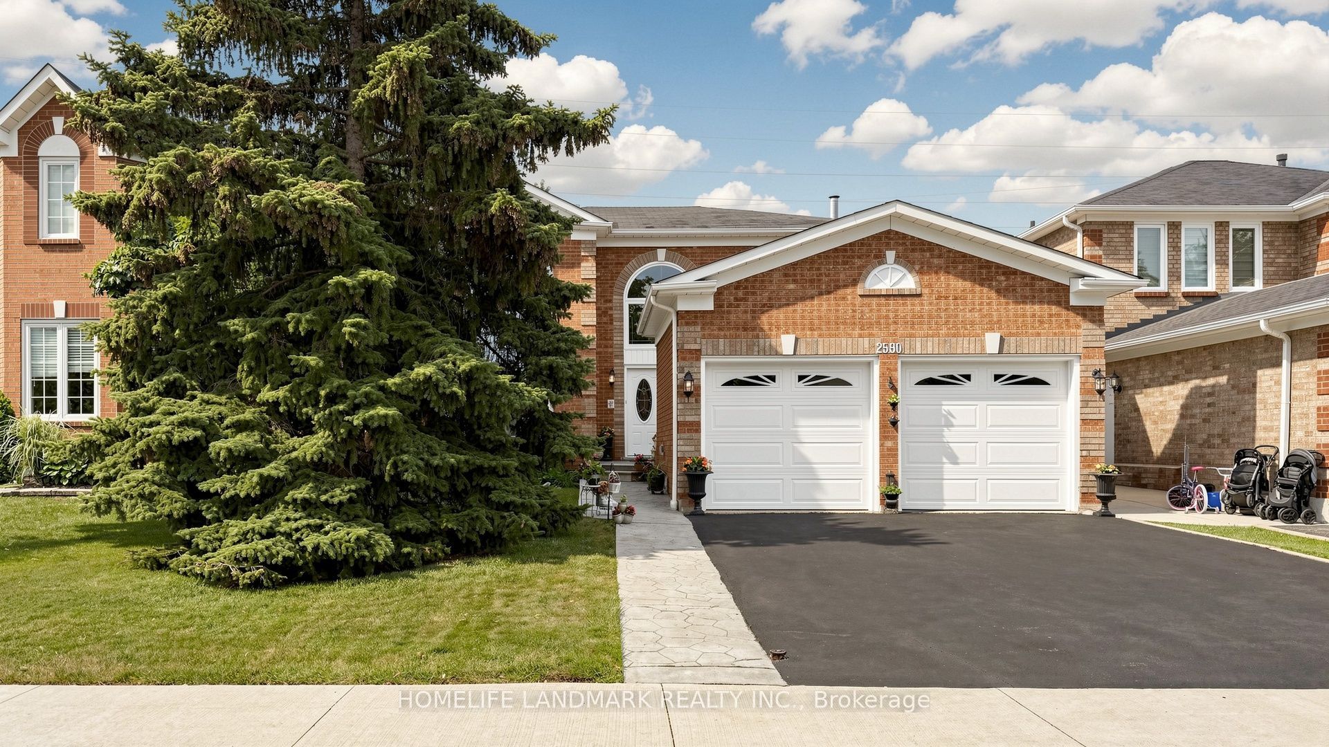 2590 Ambercroft Trail