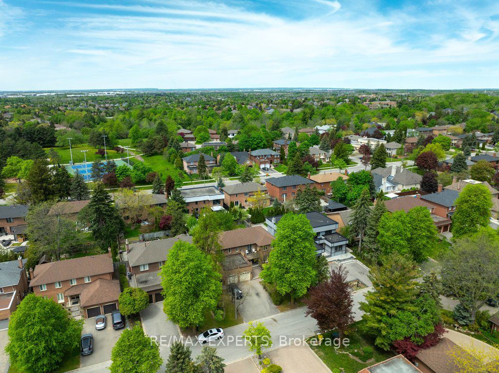 38 Colton Crescent S