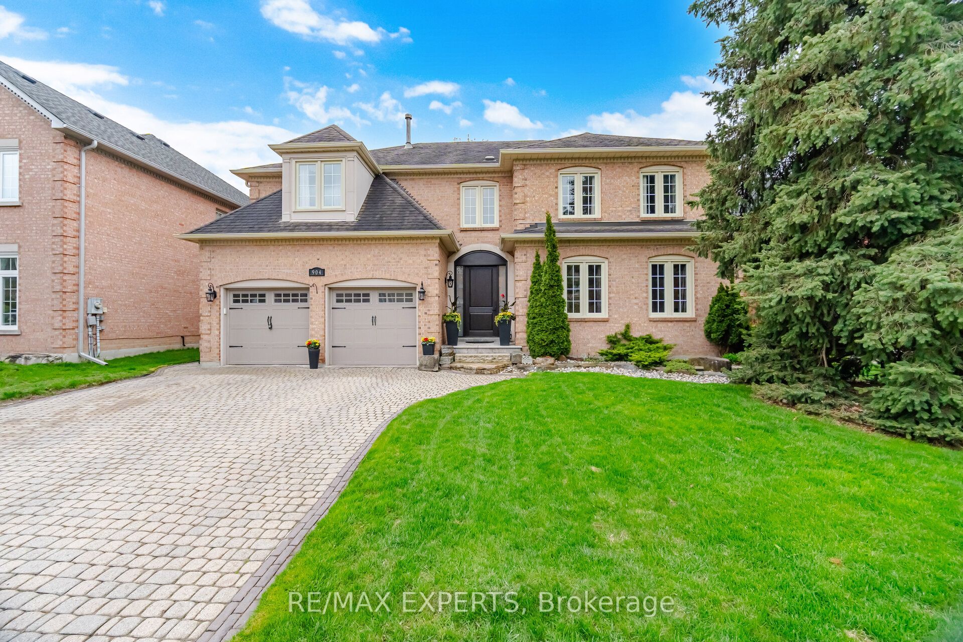 904 Damascus Court