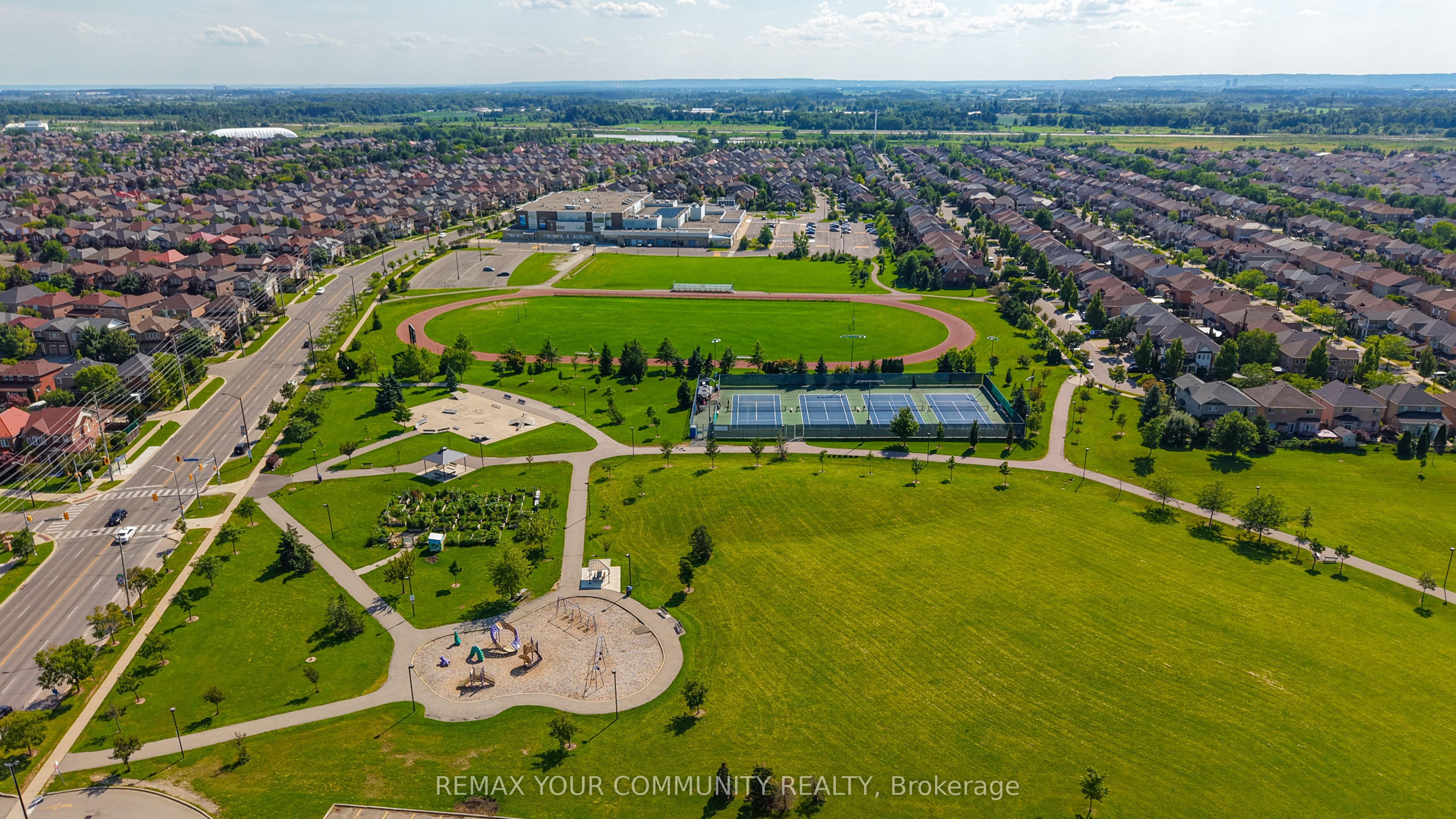 5578 Waterwind Crescent
