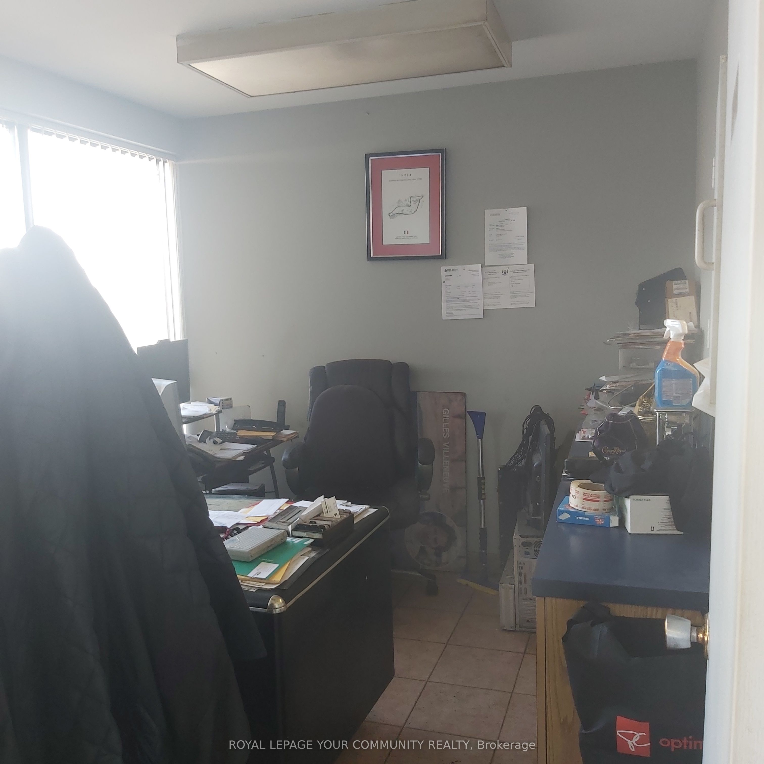 1 Delta Park Boulevard 18