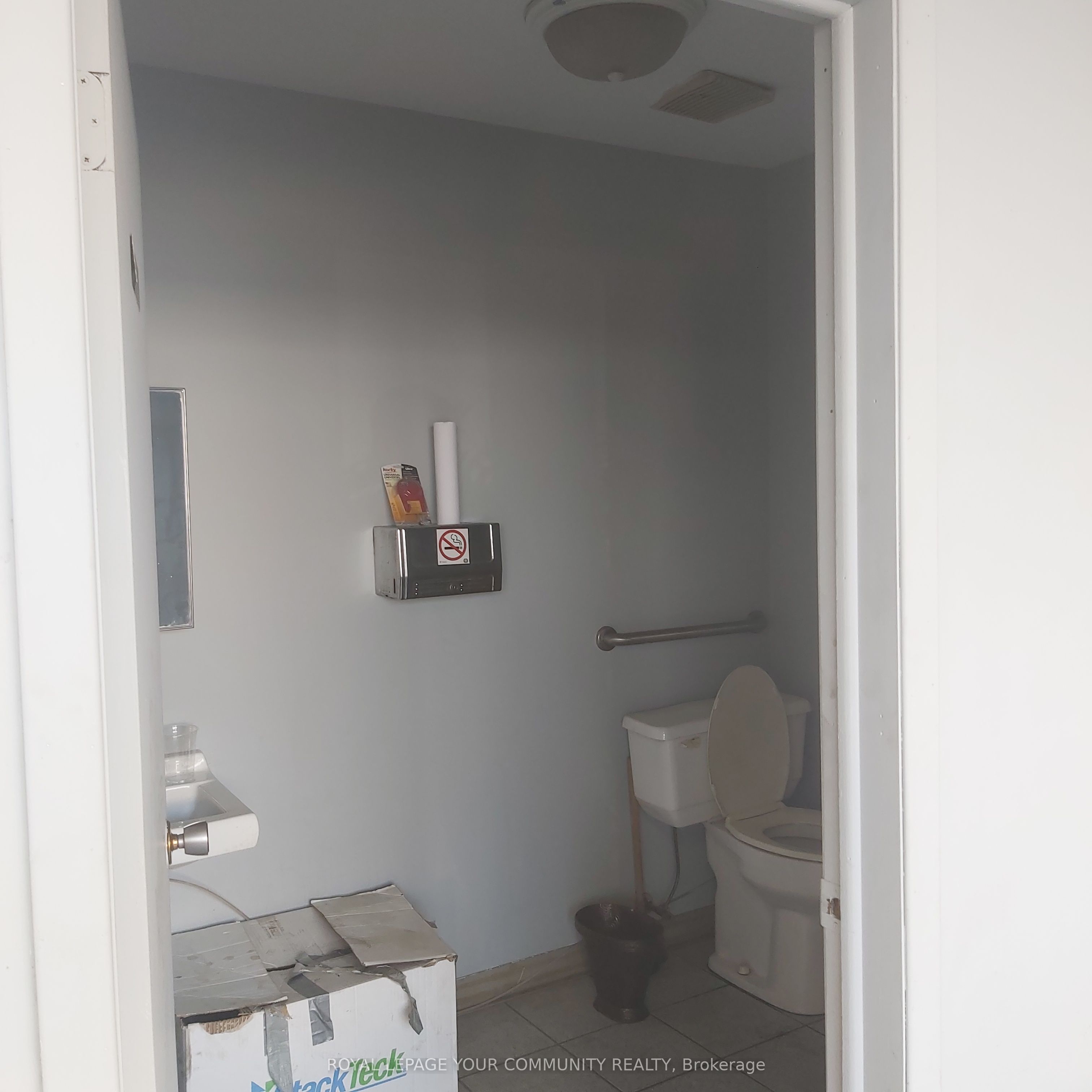 1 Delta Park Boulevard 18