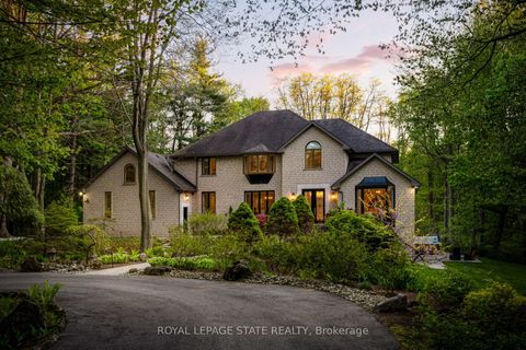 18 Elder Crescent Hamilton ON L0R 1R0