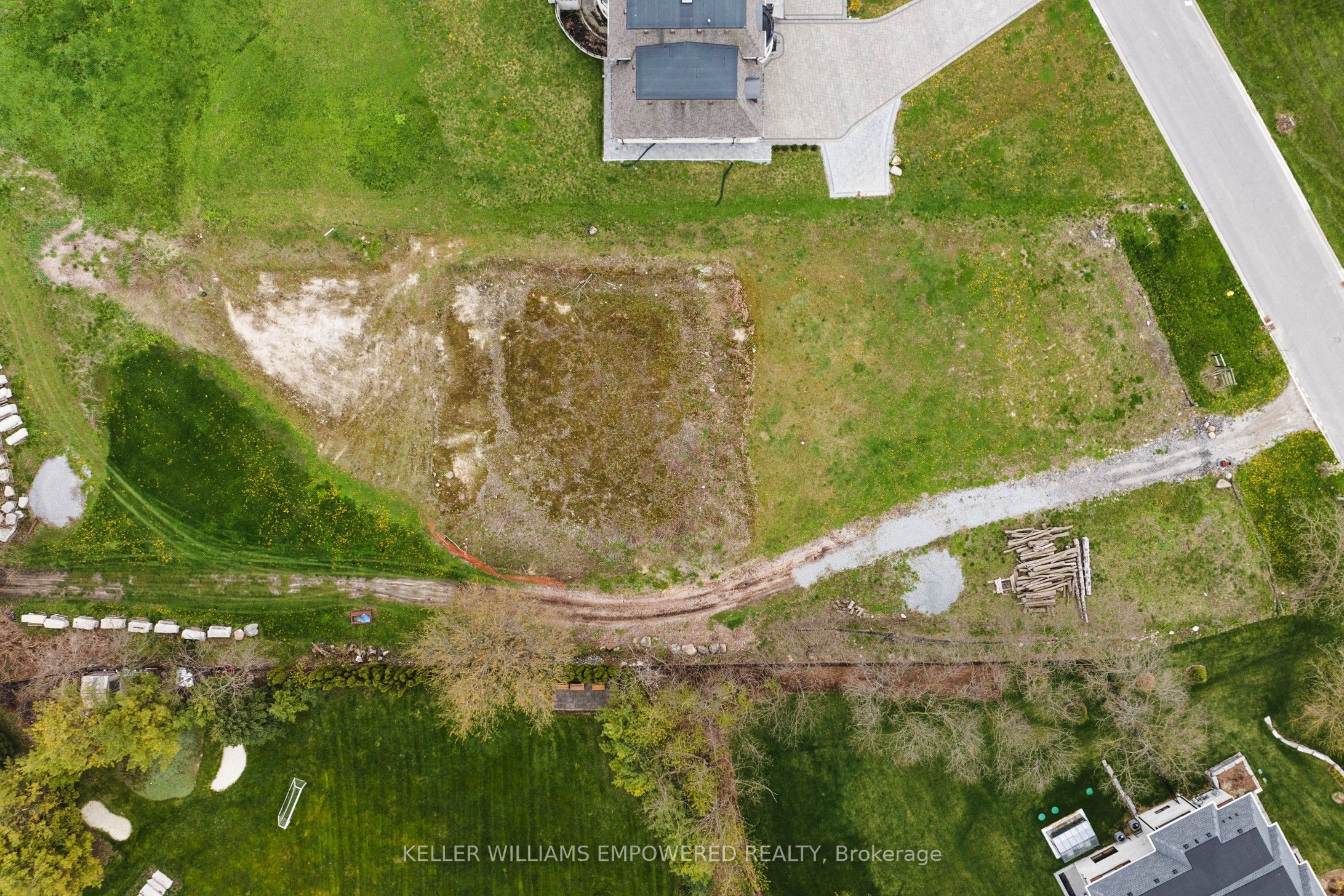 15 Honey Locust Court