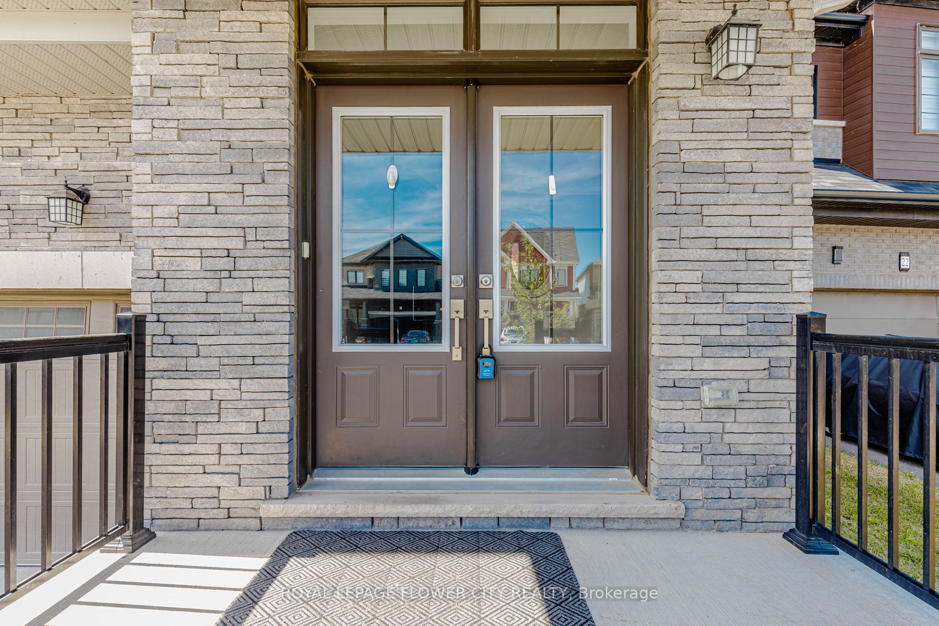 18 Santo Court