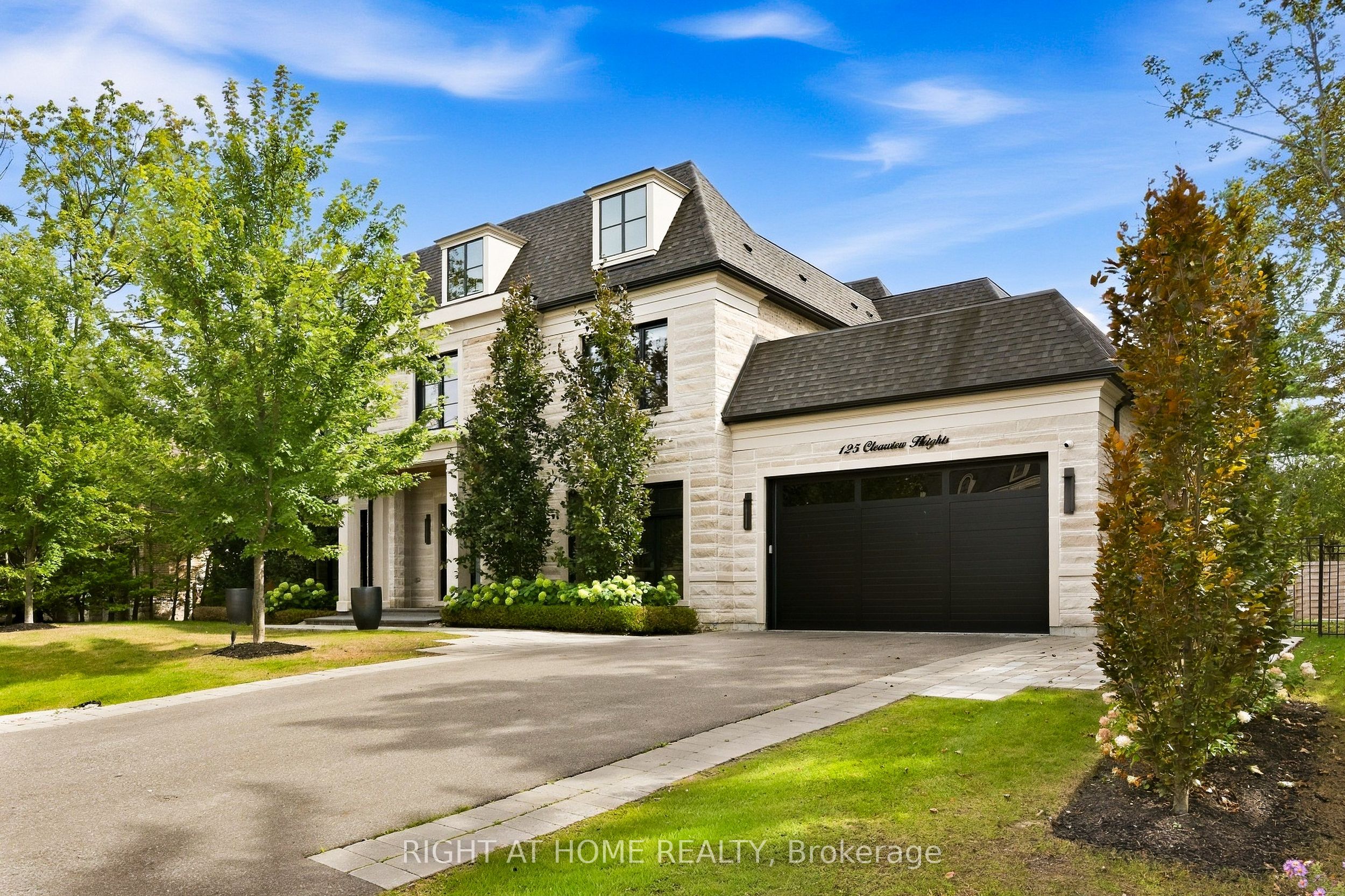 125 Clearview Heights