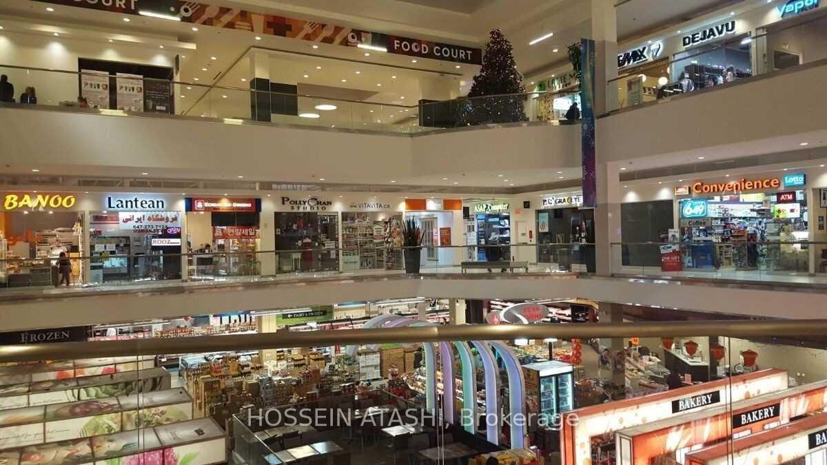 7181 Yonge Street 125/126